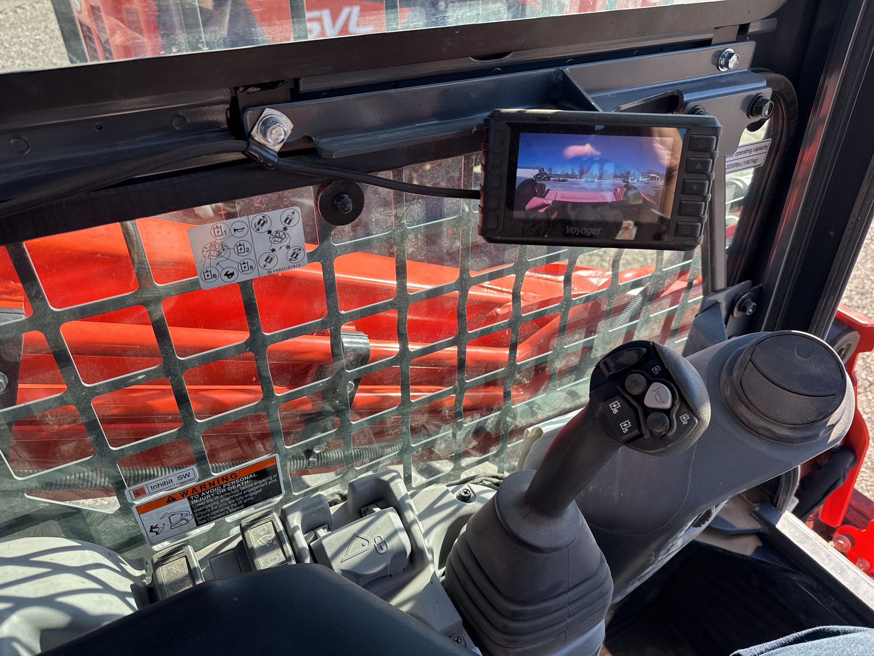 2024 KUBOTA SVL97-2HFC Photo 11 Thumbnail