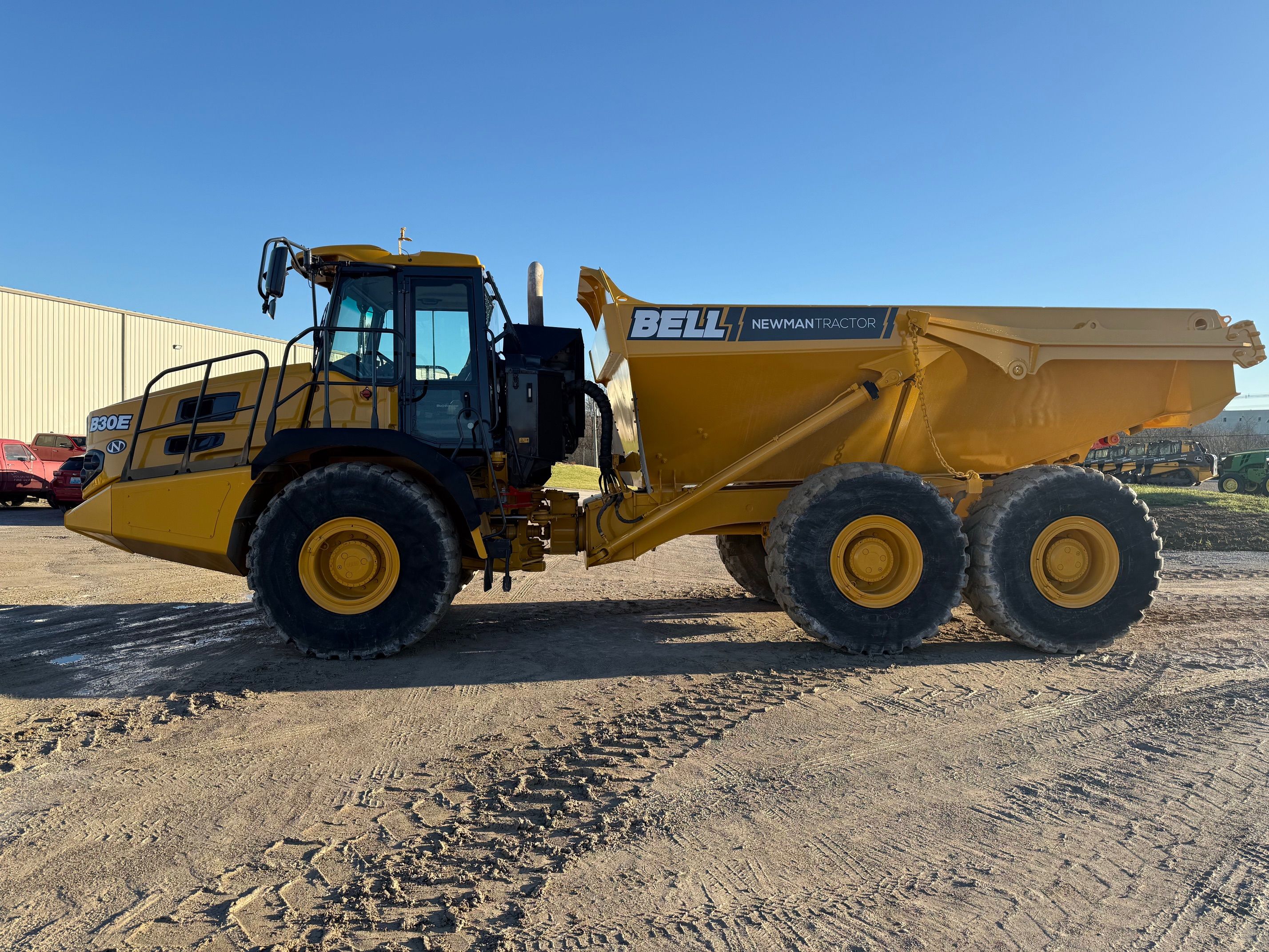 2021 BELL B30E Photo 2 Thumbnail