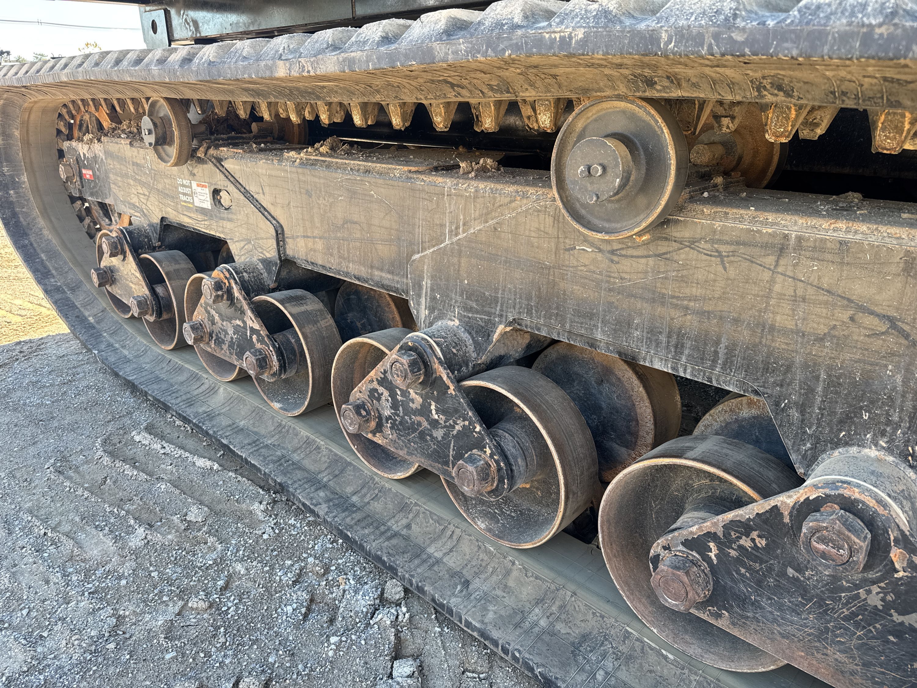 2023 MOROOKA MST 4000VD Photo 18 Thumbnail