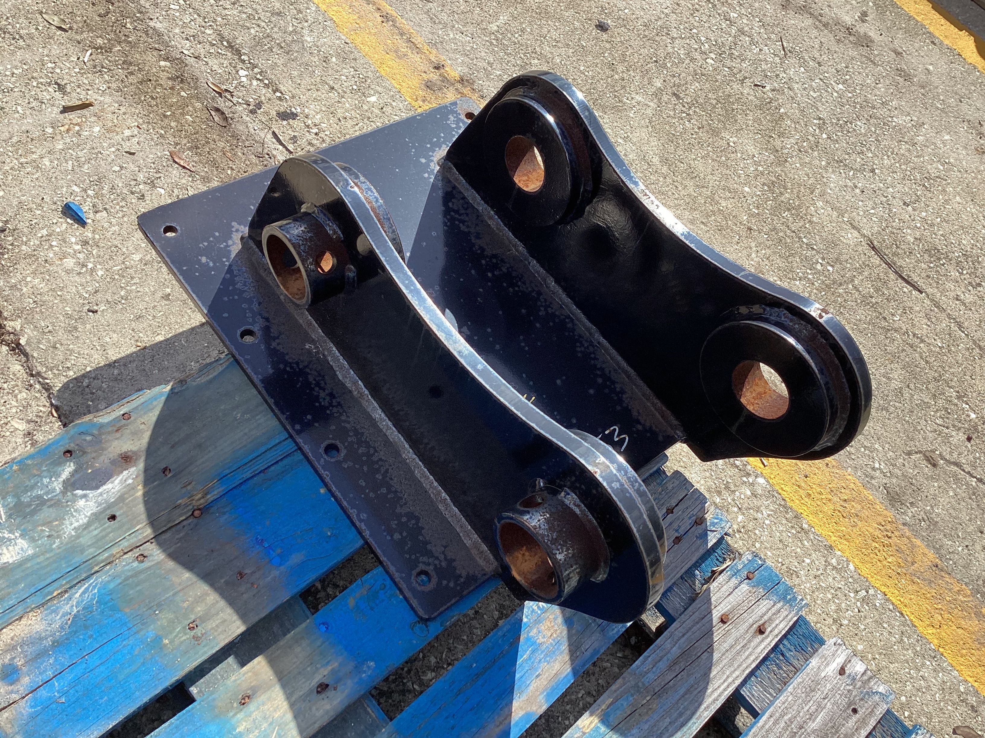 MOUNT BRACKET FOR 4800X HIGH FLOW Photo 2 Thumbnail