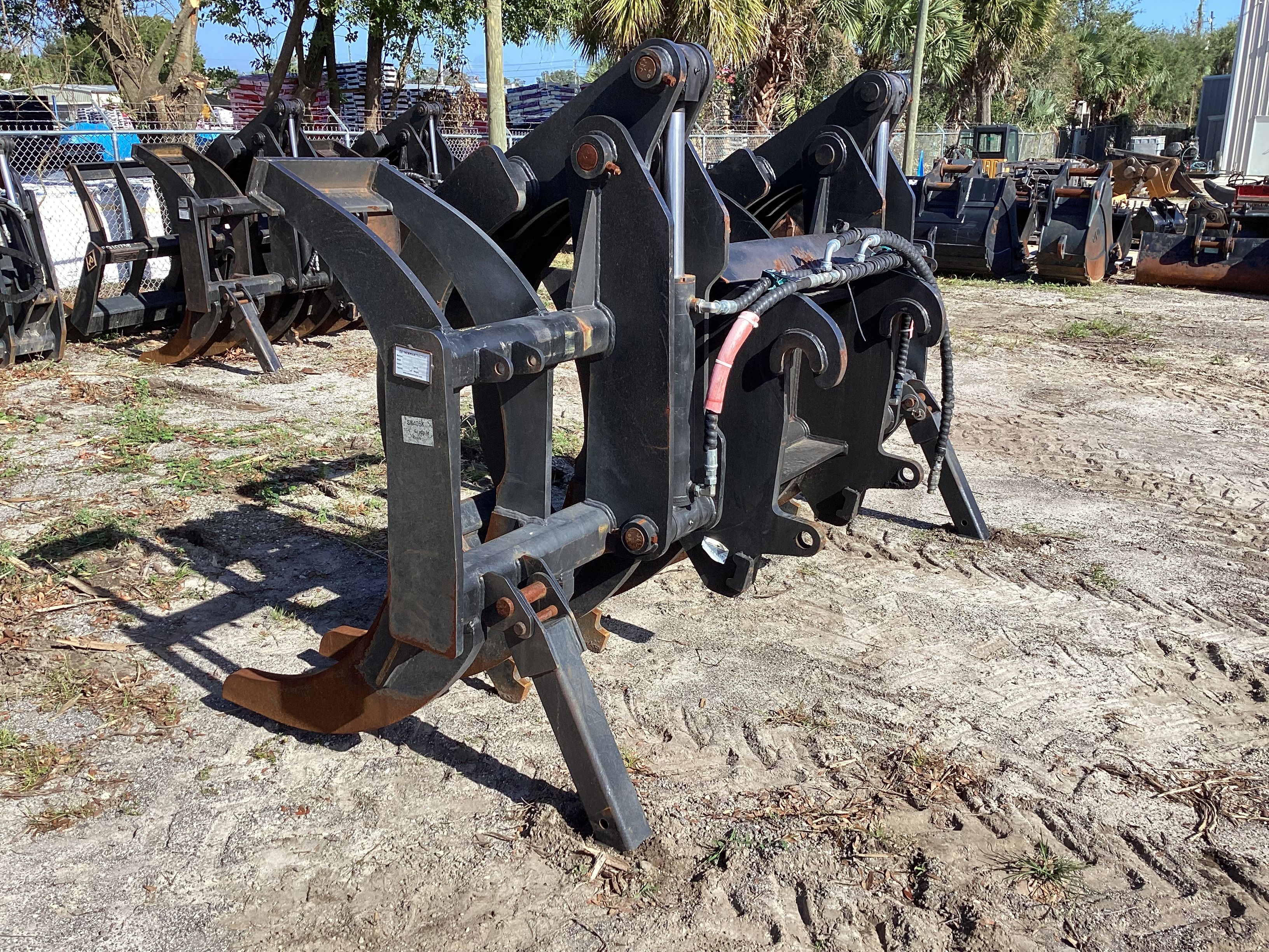 114" GRAPPLE RAKE FOR JRB418 COUPLER Photo 2 Thumbnail