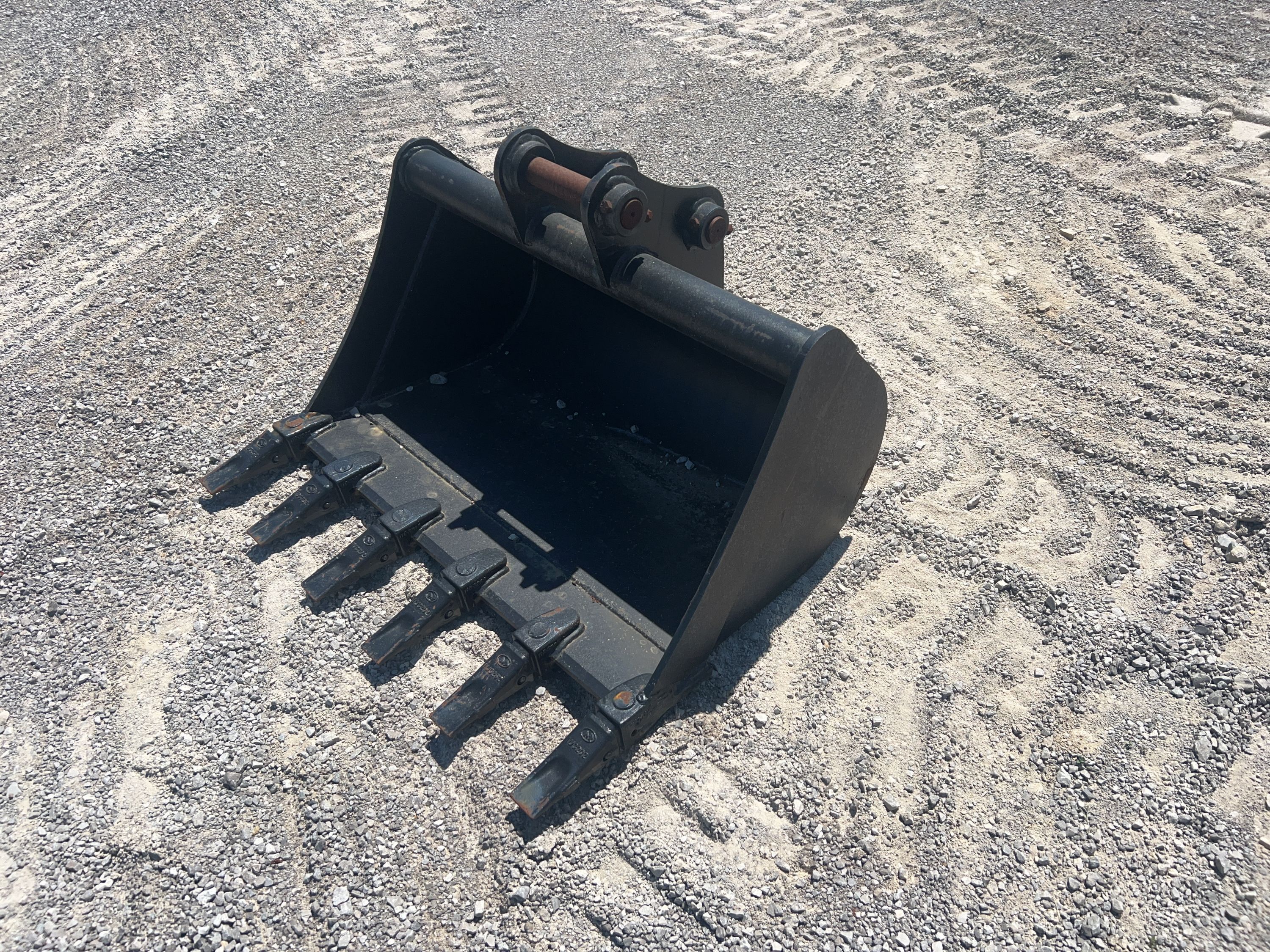 Equipment Photo - EQ8356
