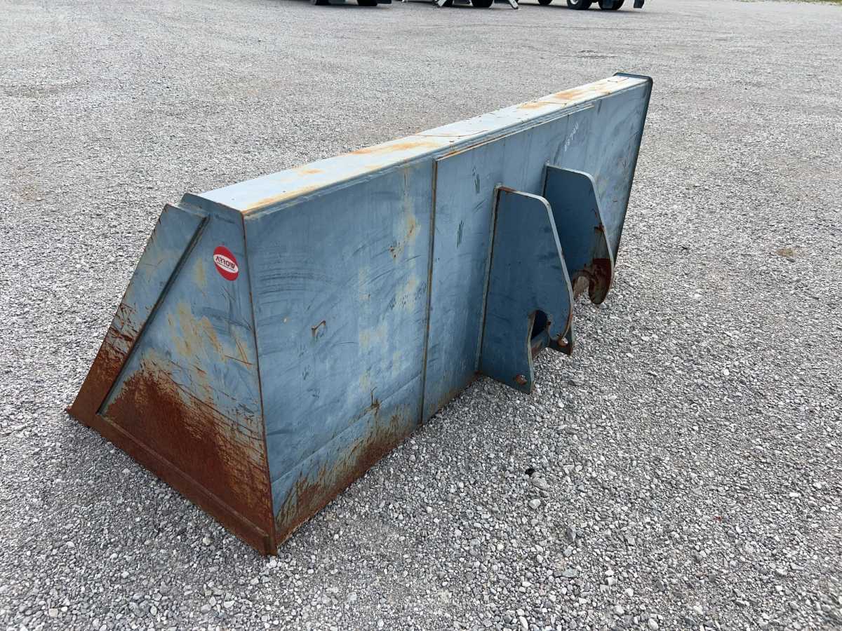 Equipment Photo - EQ744