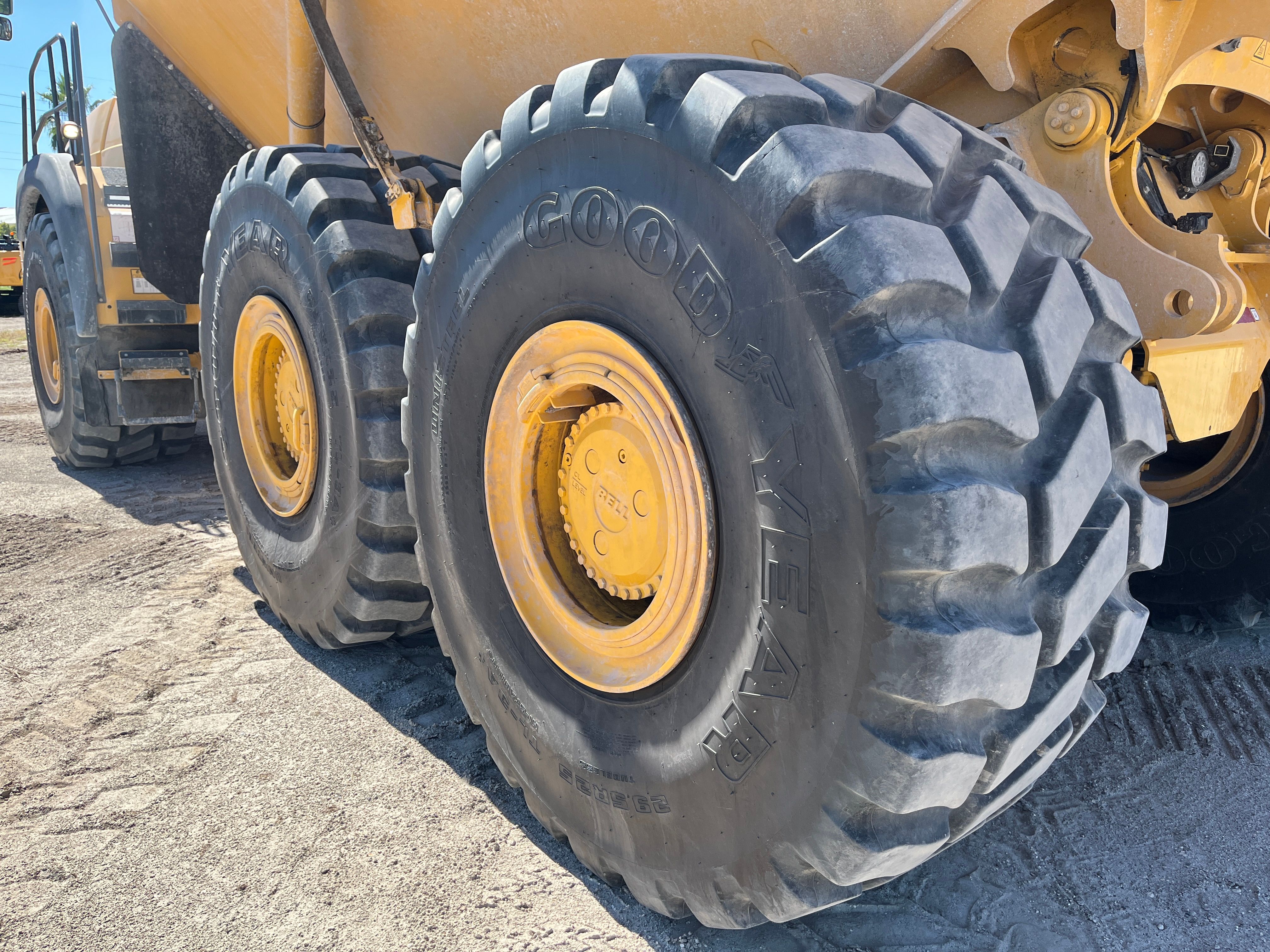 2025 BELL B45E Photo 13 Thumbnail