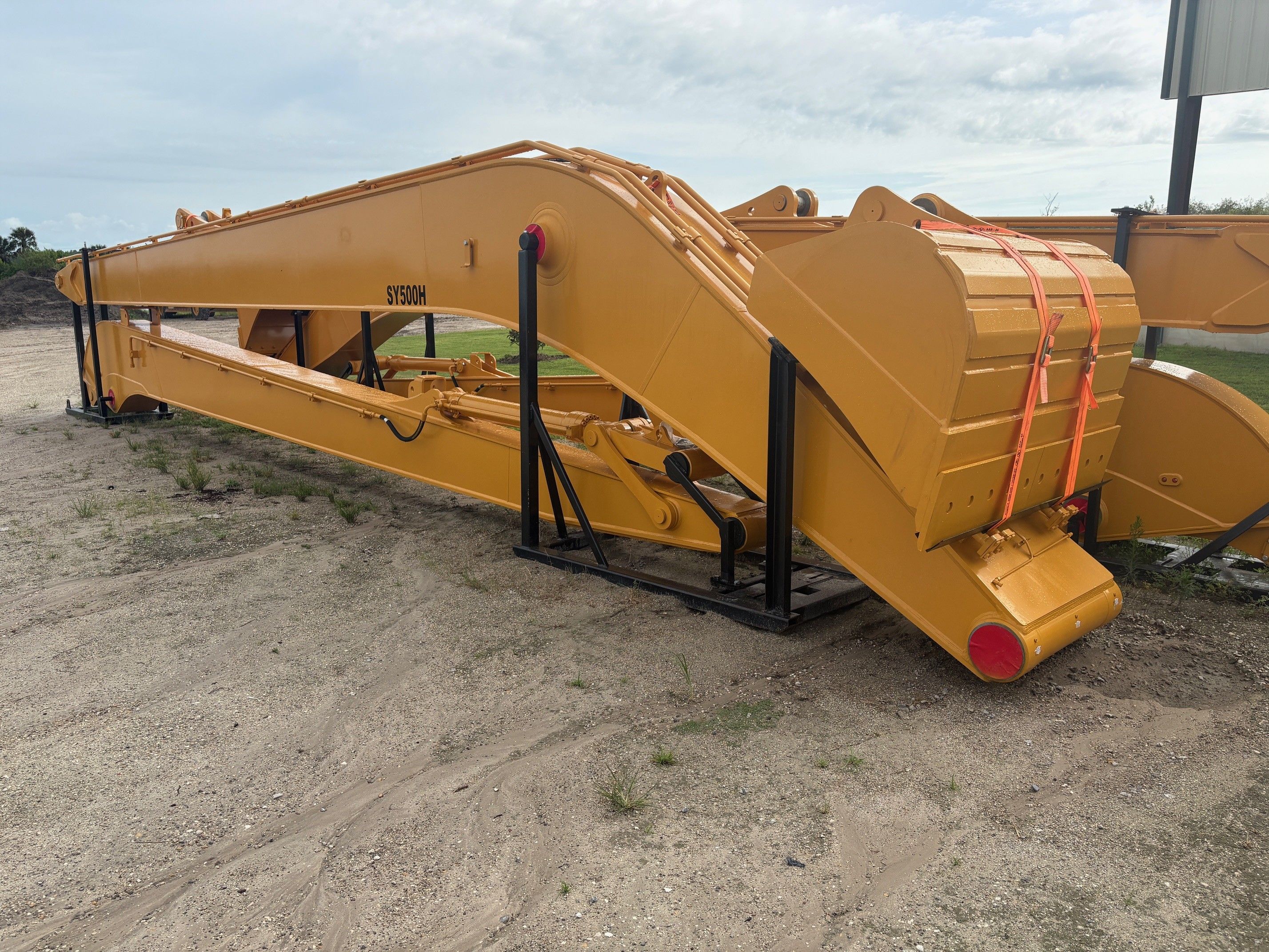 EIK SY500H EXCAVATOR LONG FRONT Photo 3 Thumbnail