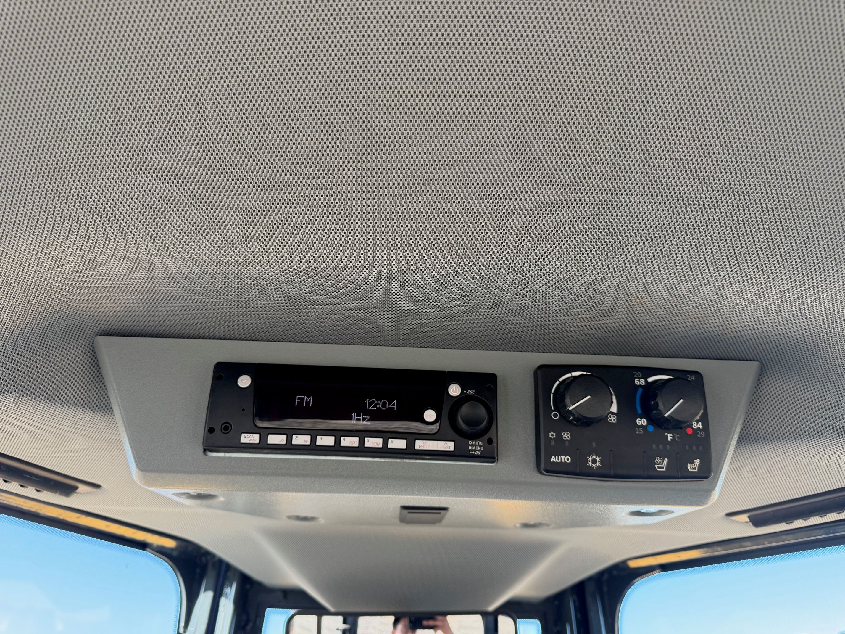 2023 JOHN DEERE 450P LGP Photo 8 Thumbnail