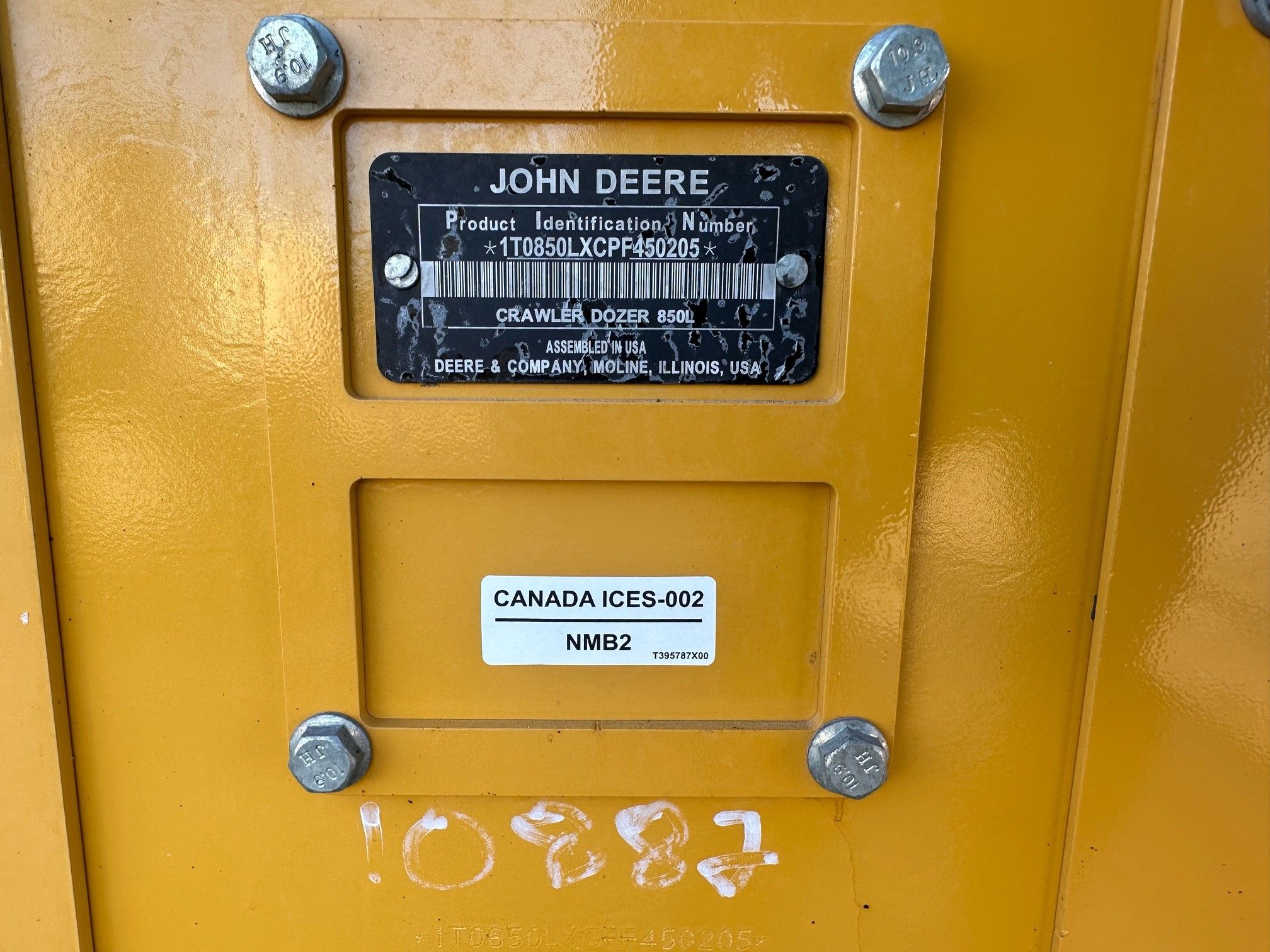 2023 JOHN DEERE 850L WLT Photo 18 Thumbnail