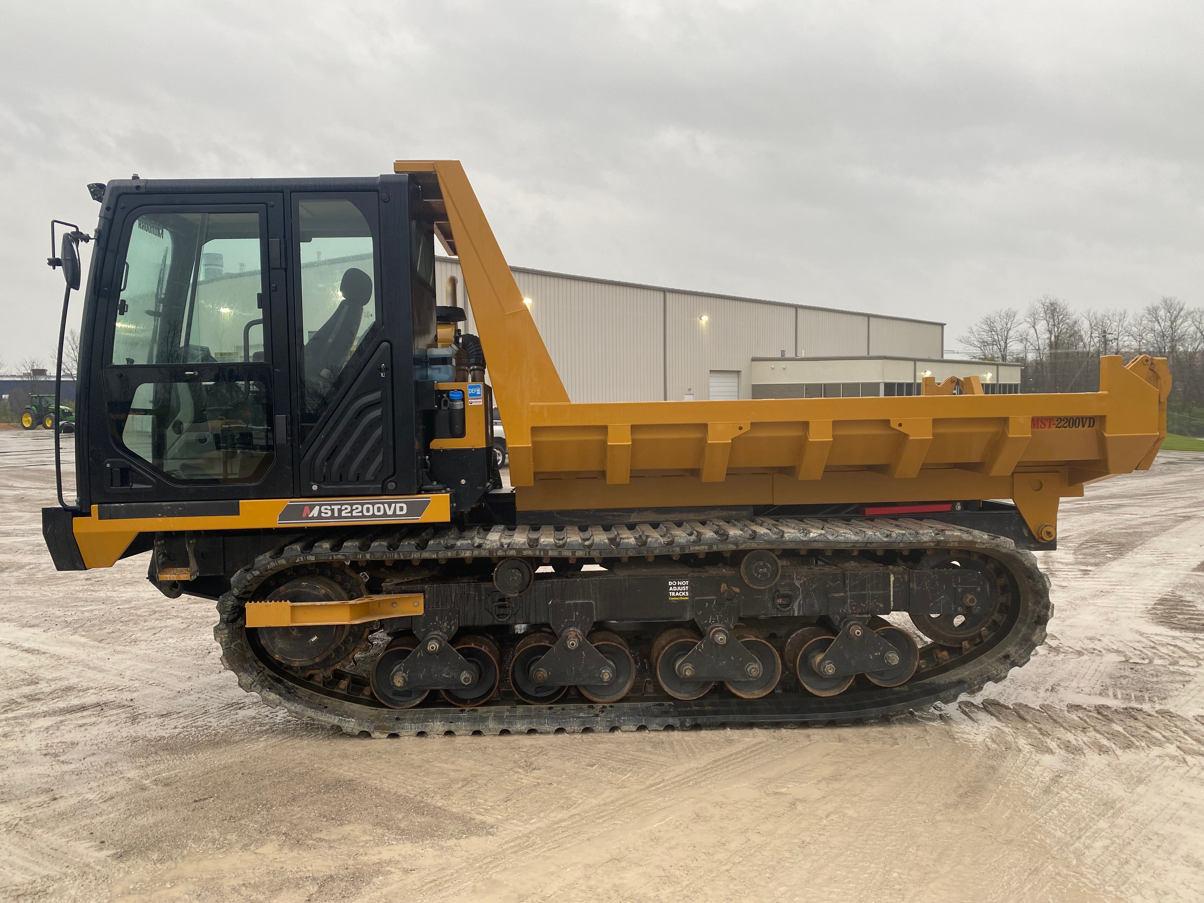 2018 MOROOKA MST 2200VD Photo 2 Thumbnail