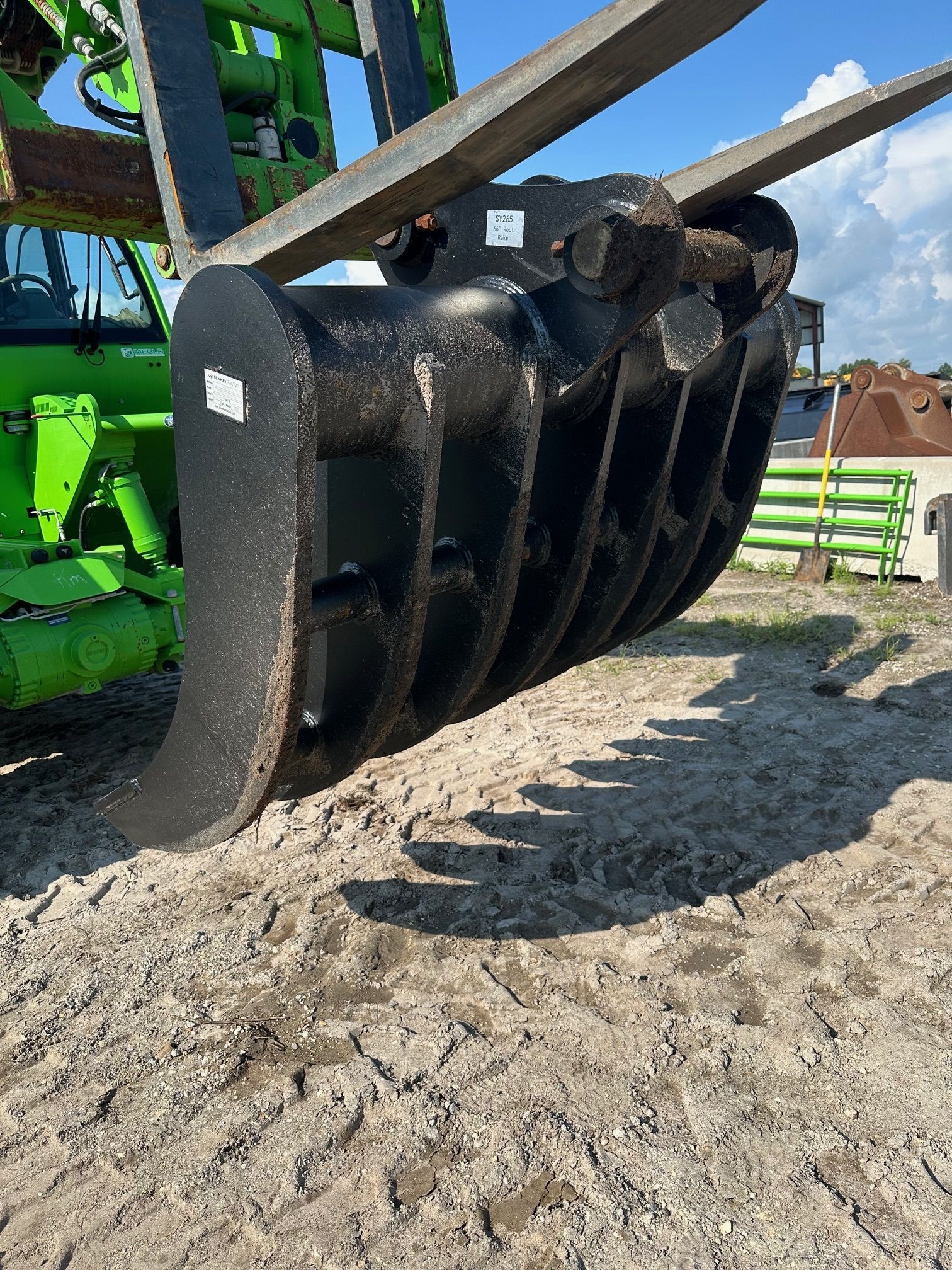 66" ROOT RAKE FOR SY265C Photo 3 Thumbnail