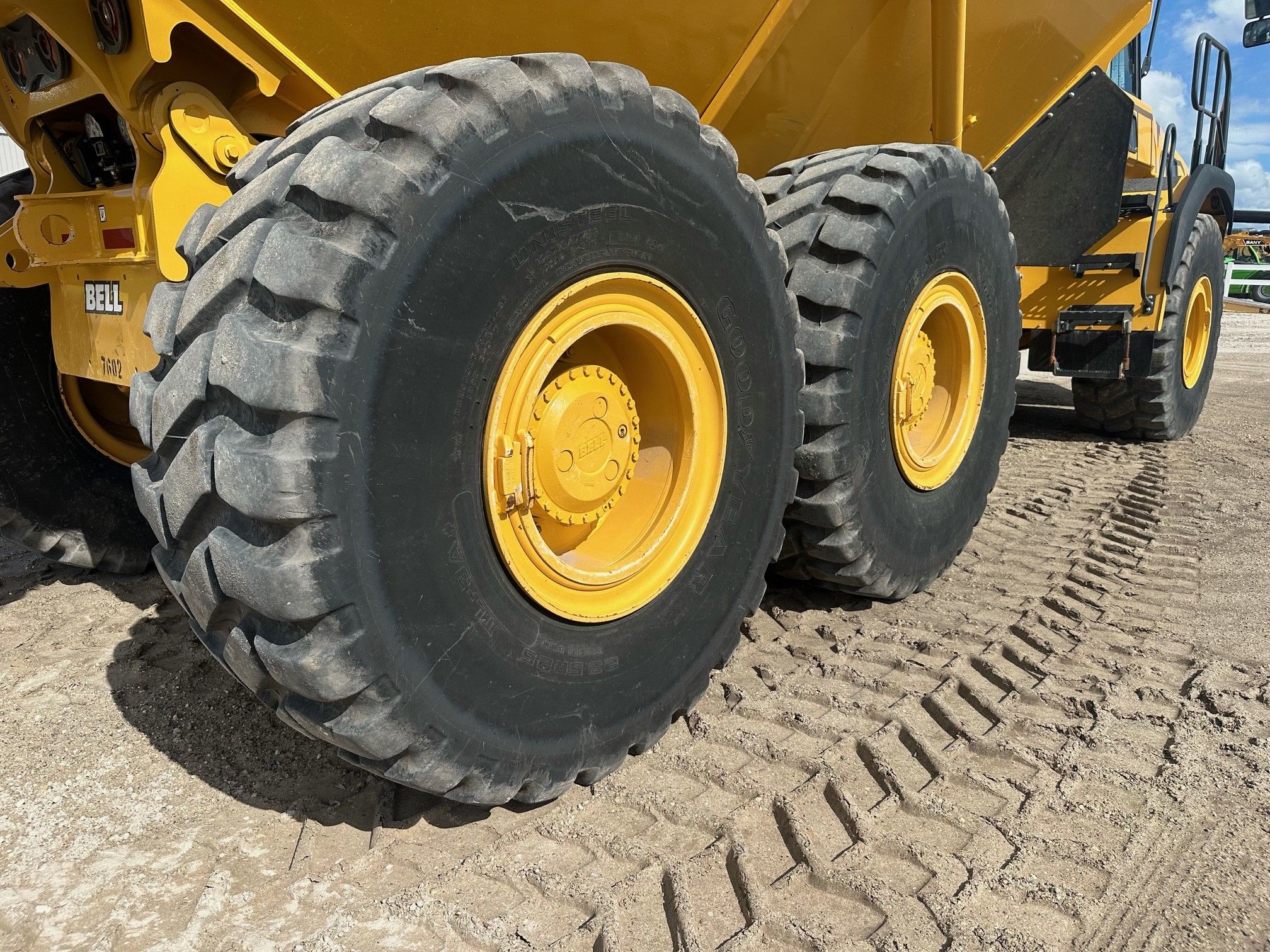 2021 BELL B30E Photo 13 Thumbnail