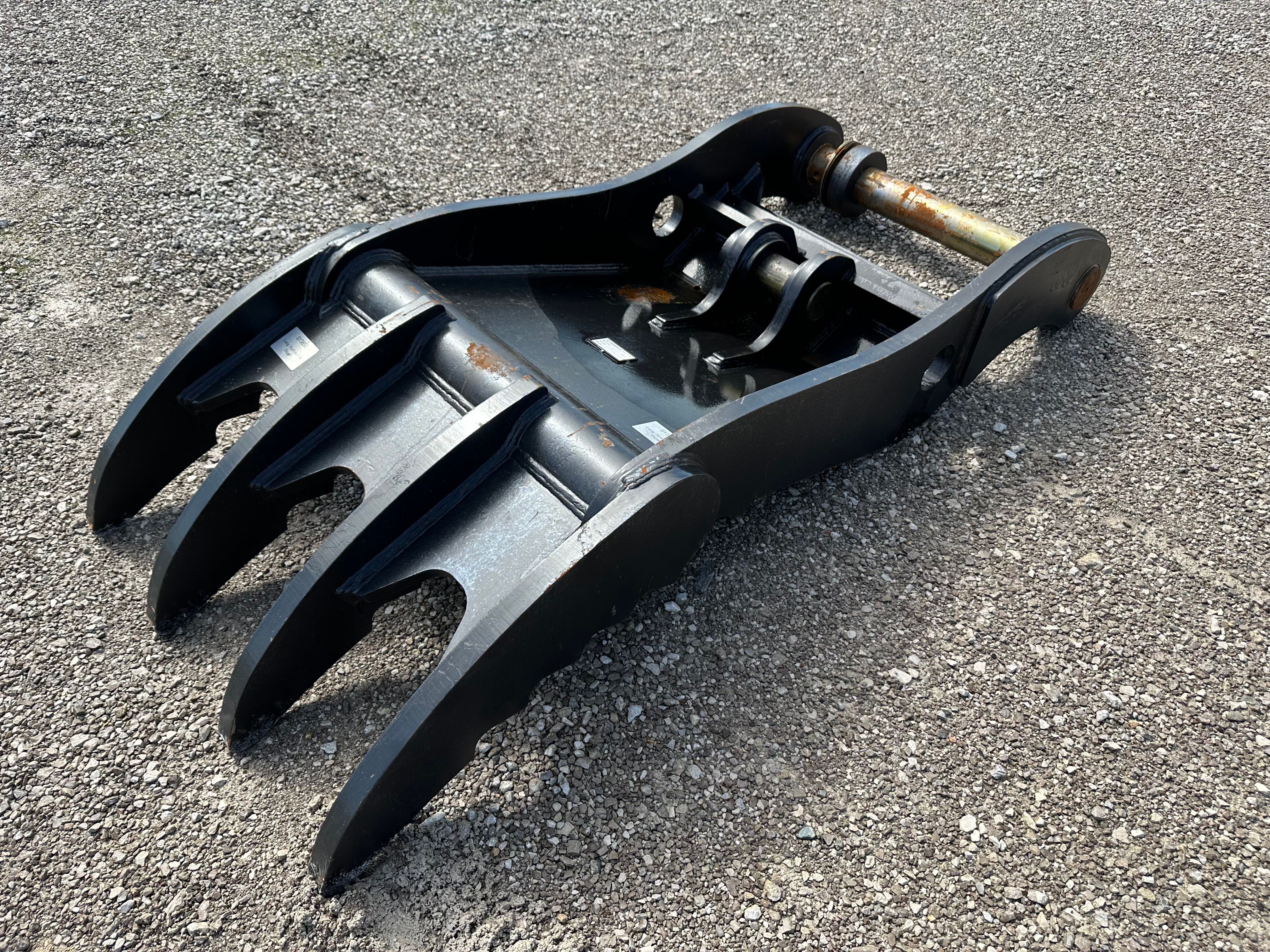 LONG THUMB FOR SY385C (CPLR) Photo 1 Thumbnail