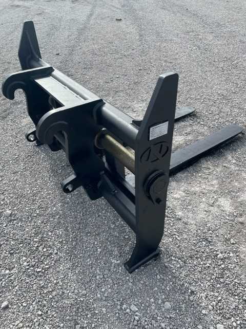 60" FORKS FOR JRB416 COUPLER Photo 1