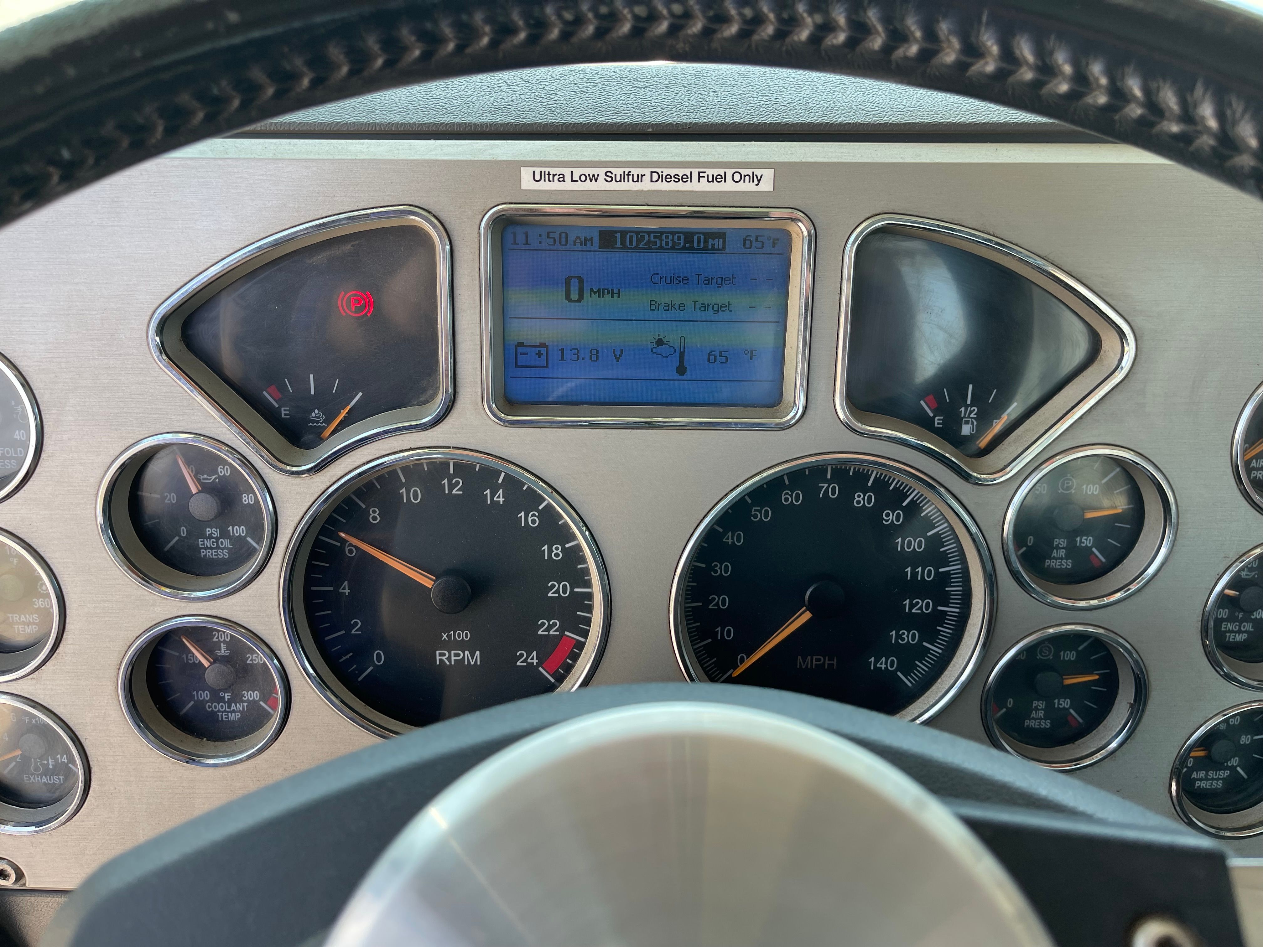 2016 MACK CHU613 Photo 9 Thumbnail