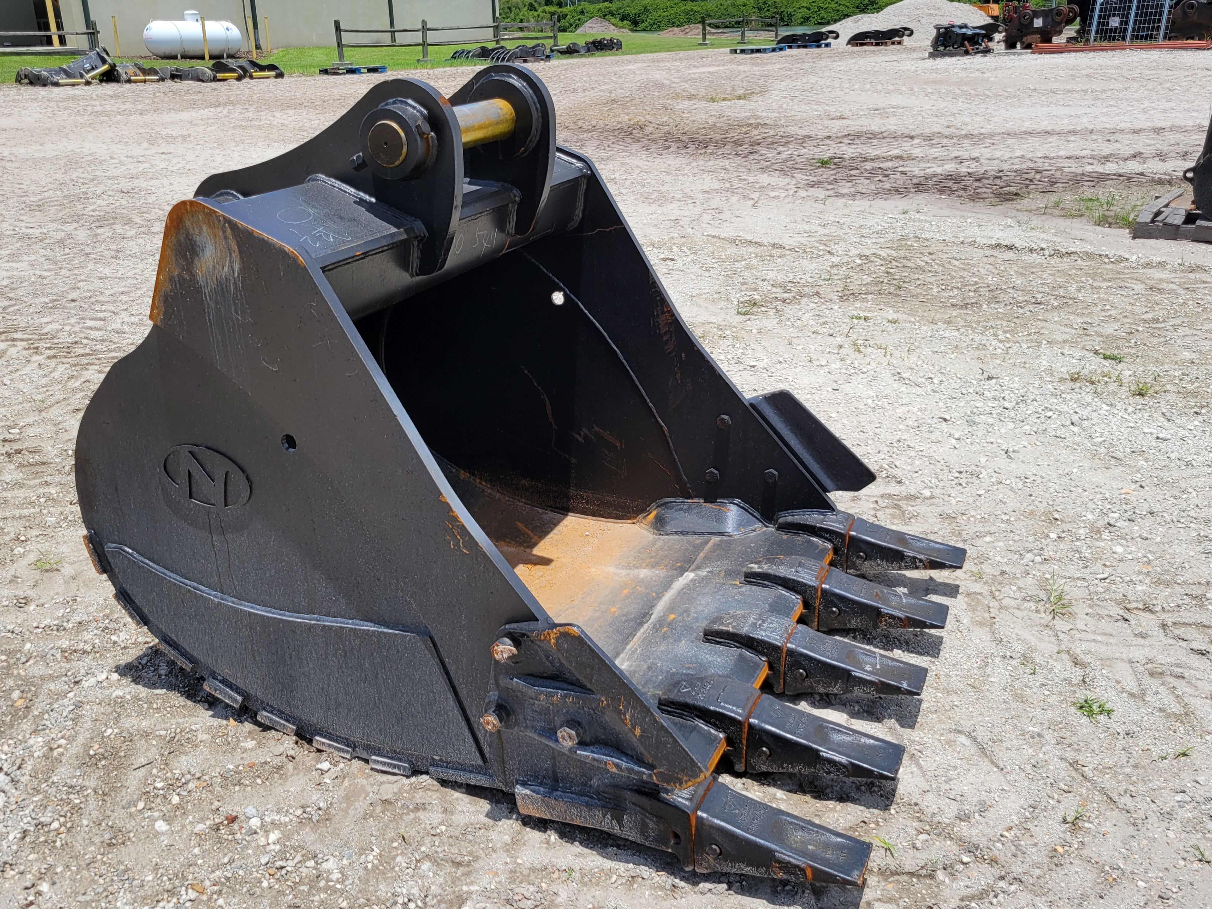 54" EXCAVATOR DIGGING BUCKET 90MM PIN Photo 2 Thumbnail