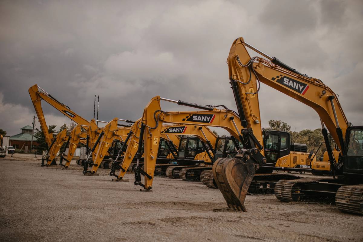 Newman Tractor Image