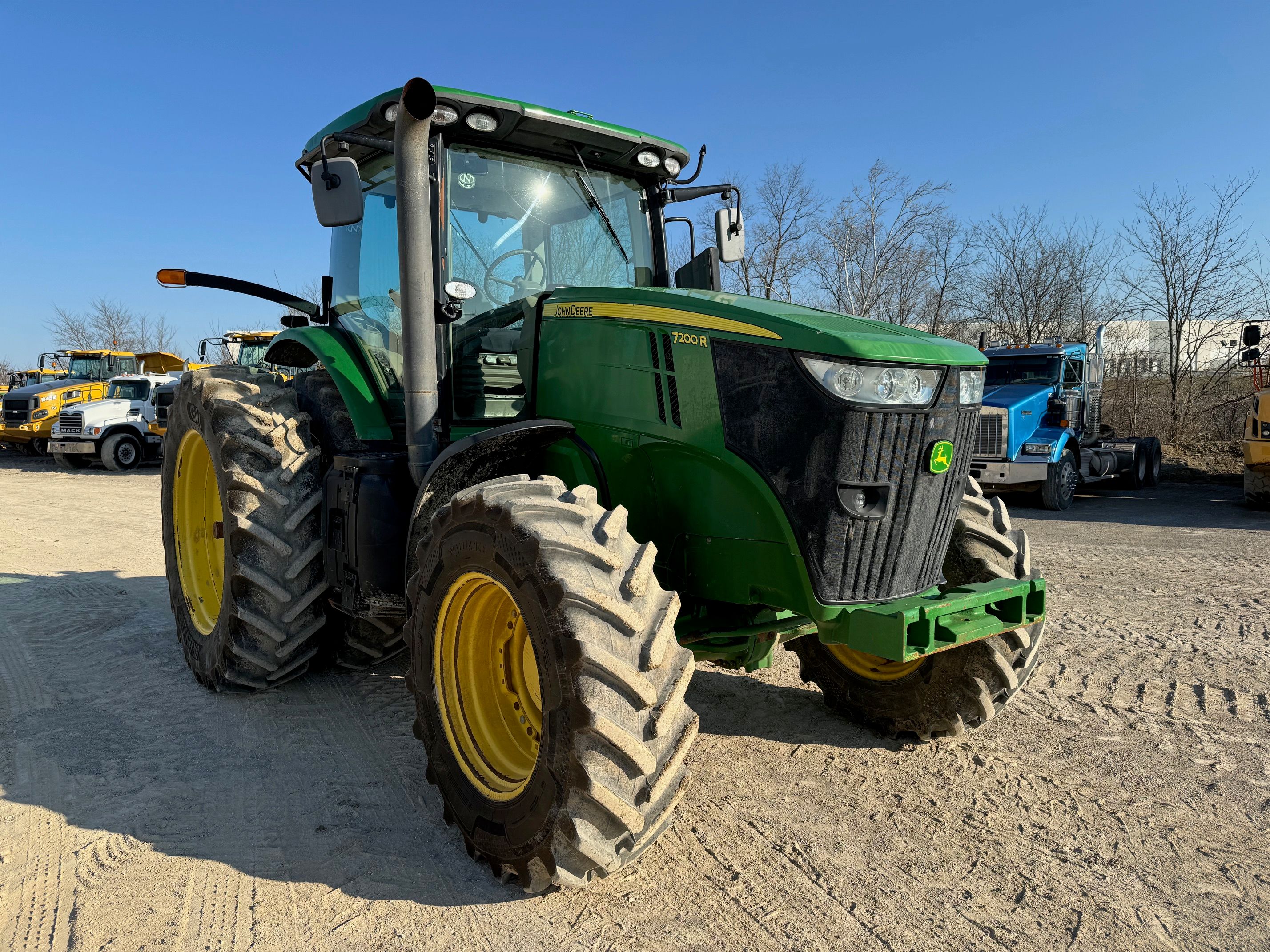 2013 JOHN DEERE 7200R Photo 5 Thumbnail