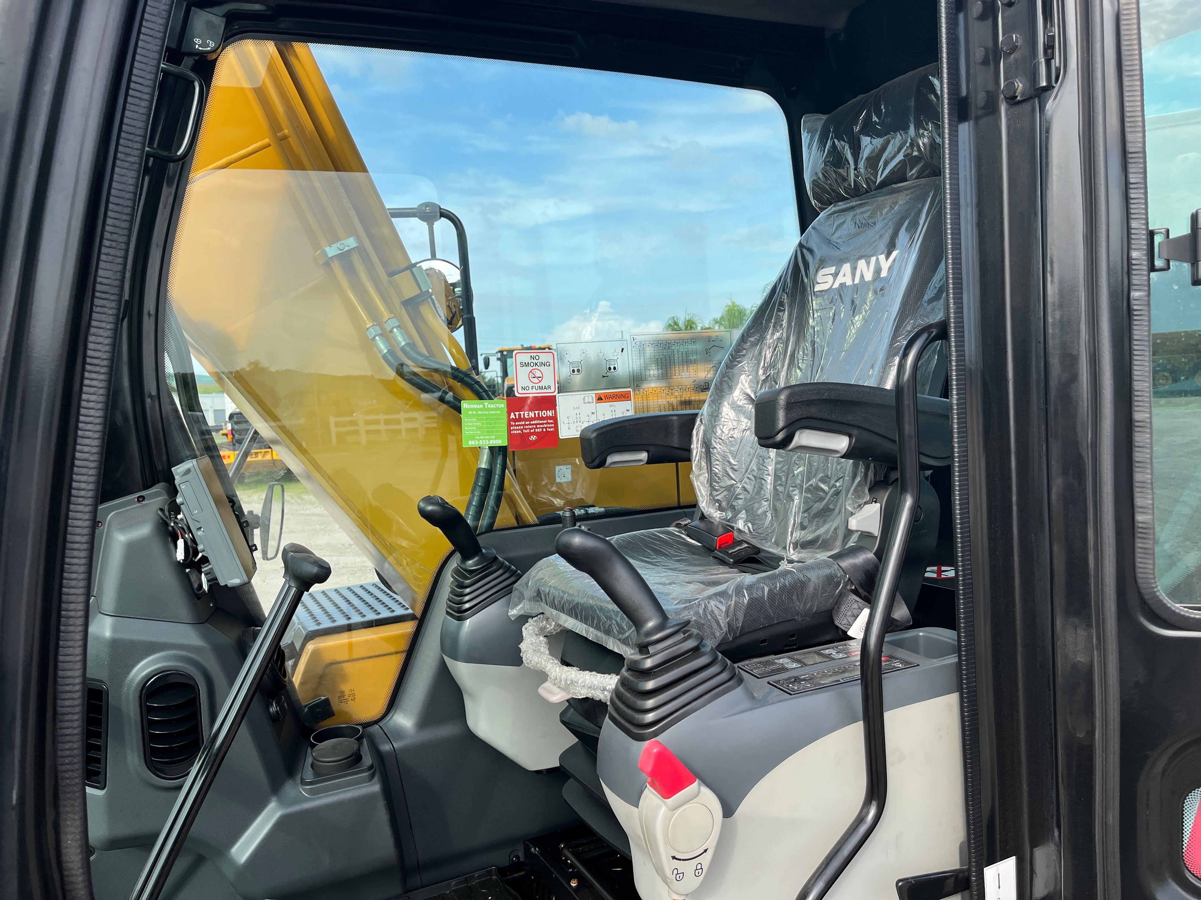 2023 SANY SY135C Photo 7 Thumbnail