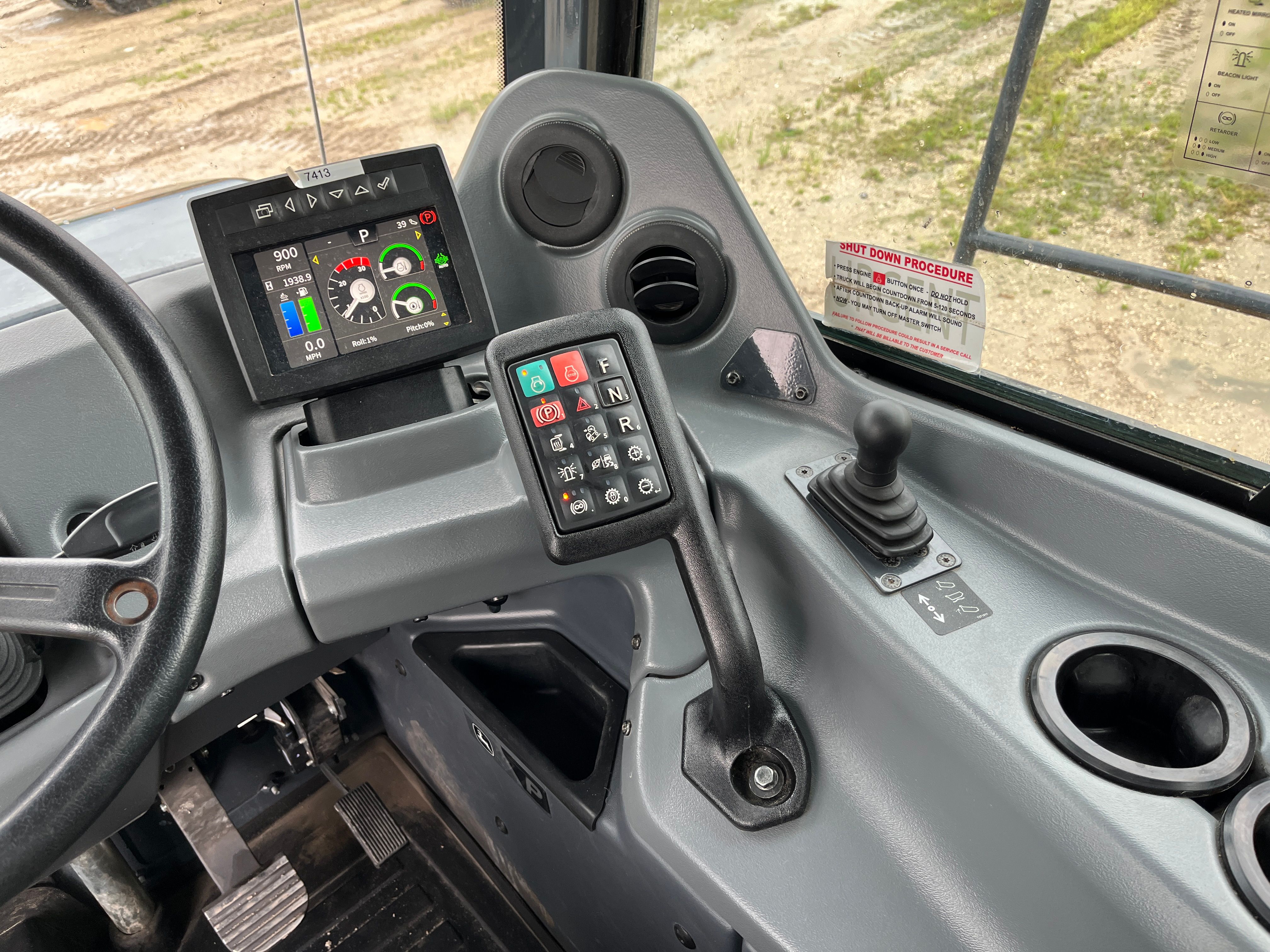 2023 JOHN DEERE 460P Photo 8 Thumbnail