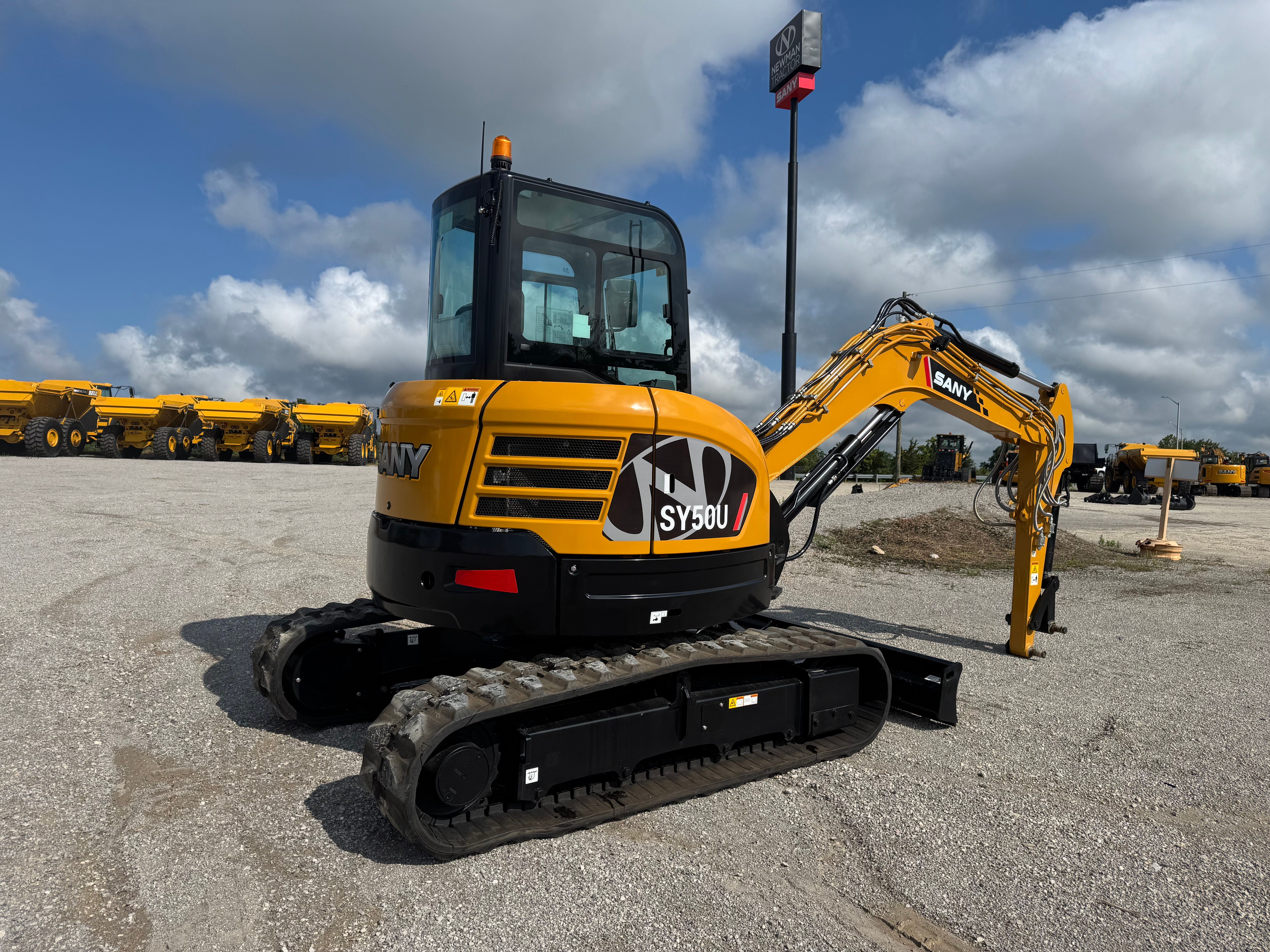 2025 SANY SY50U Photo 3 Thumbnail