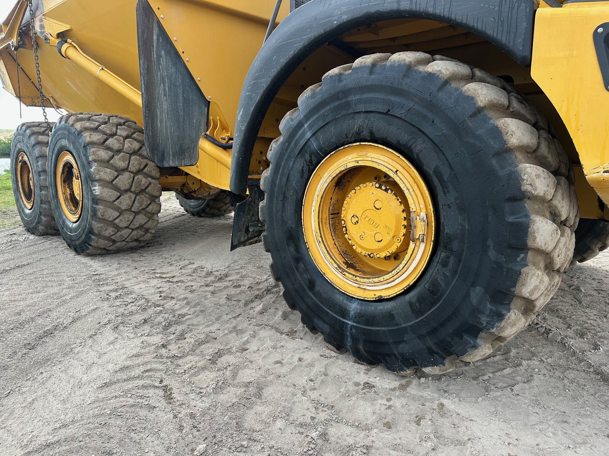 2022 BELL B50E Photo 15 Thumbnail