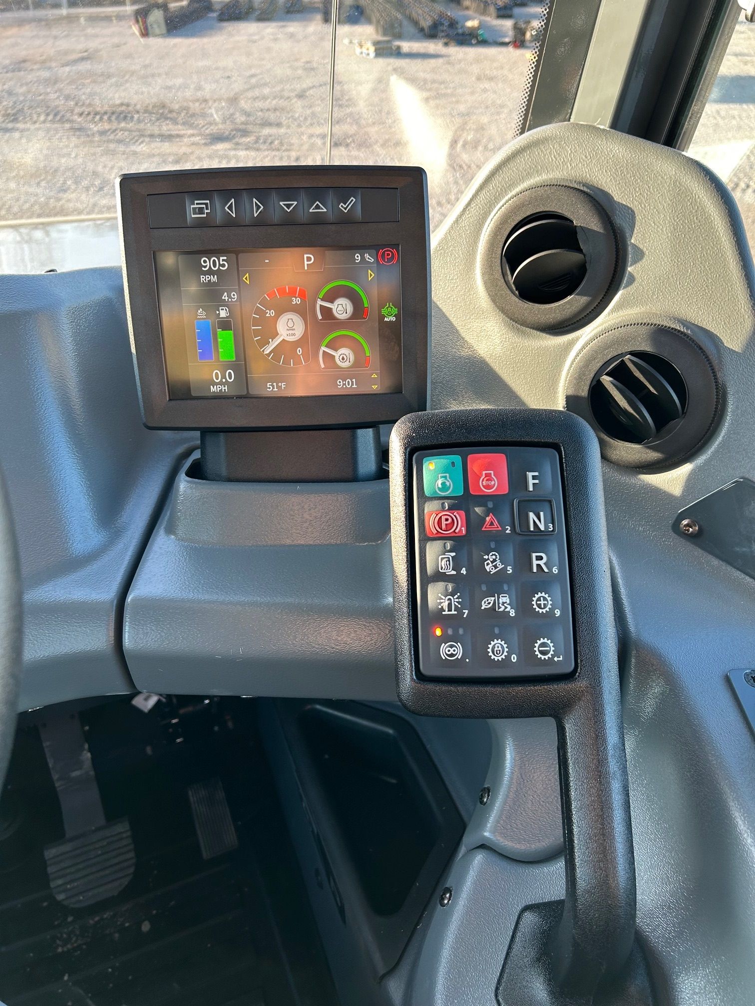 2023 JOHN DEERE 460P Photo 10 Thumbnail