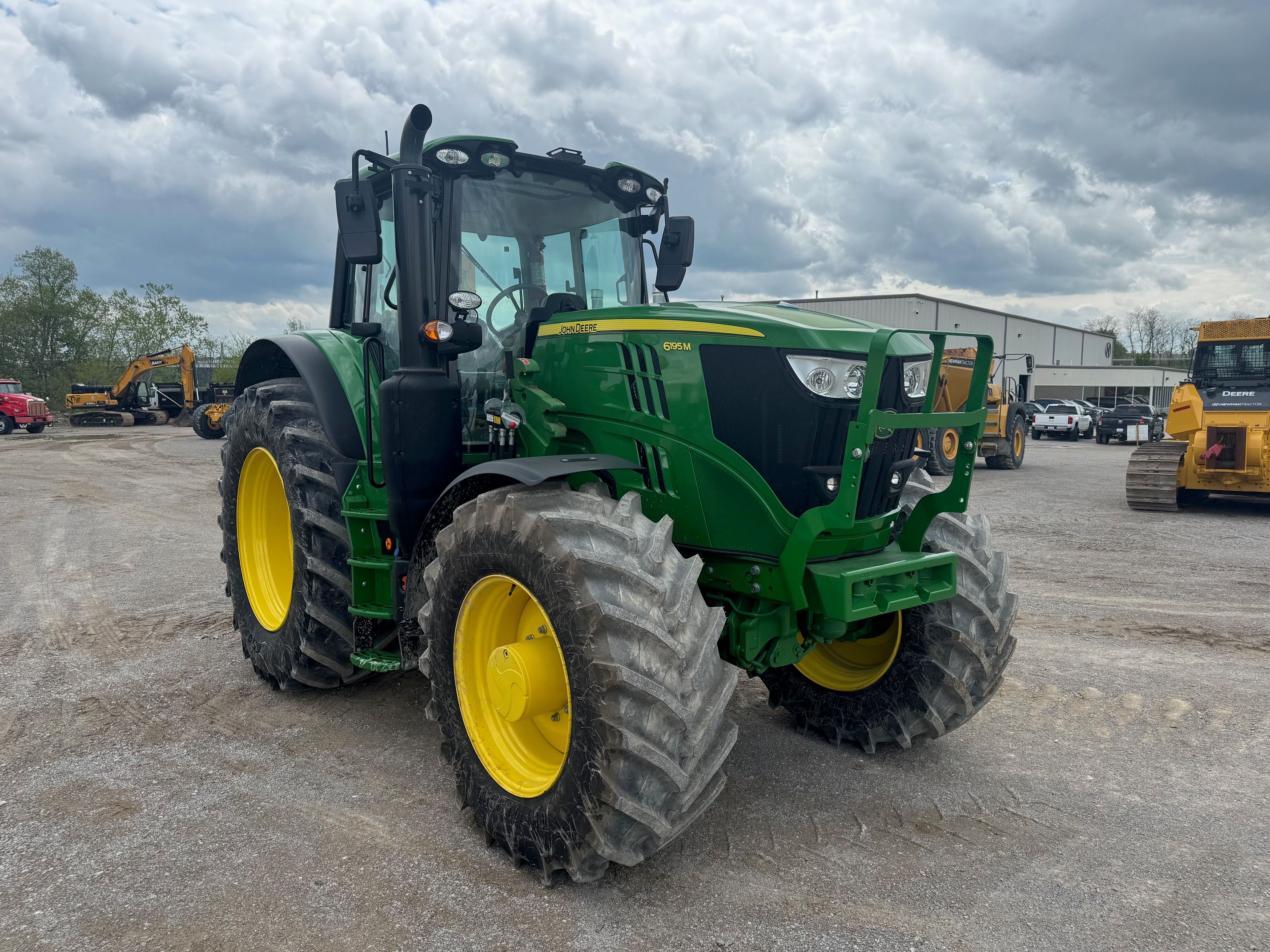 2023 JOHN DEERE 6195M Photo 4 Thumbnail