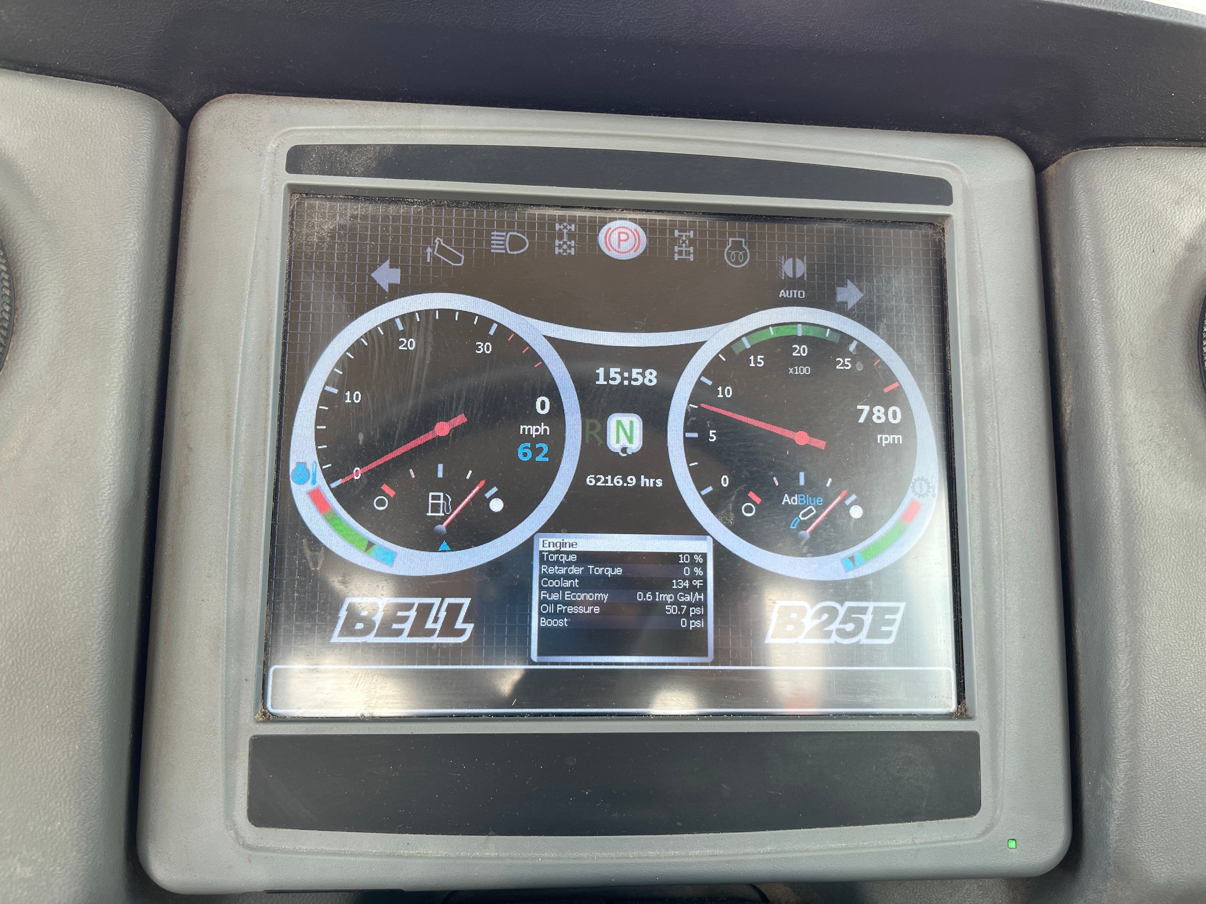 2016 BELL B25E Photo 8 Thumbnail