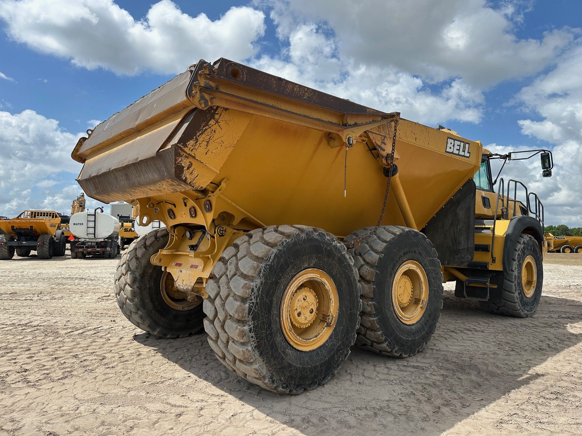 2022 BELL B50E Photo 4 Thumbnail