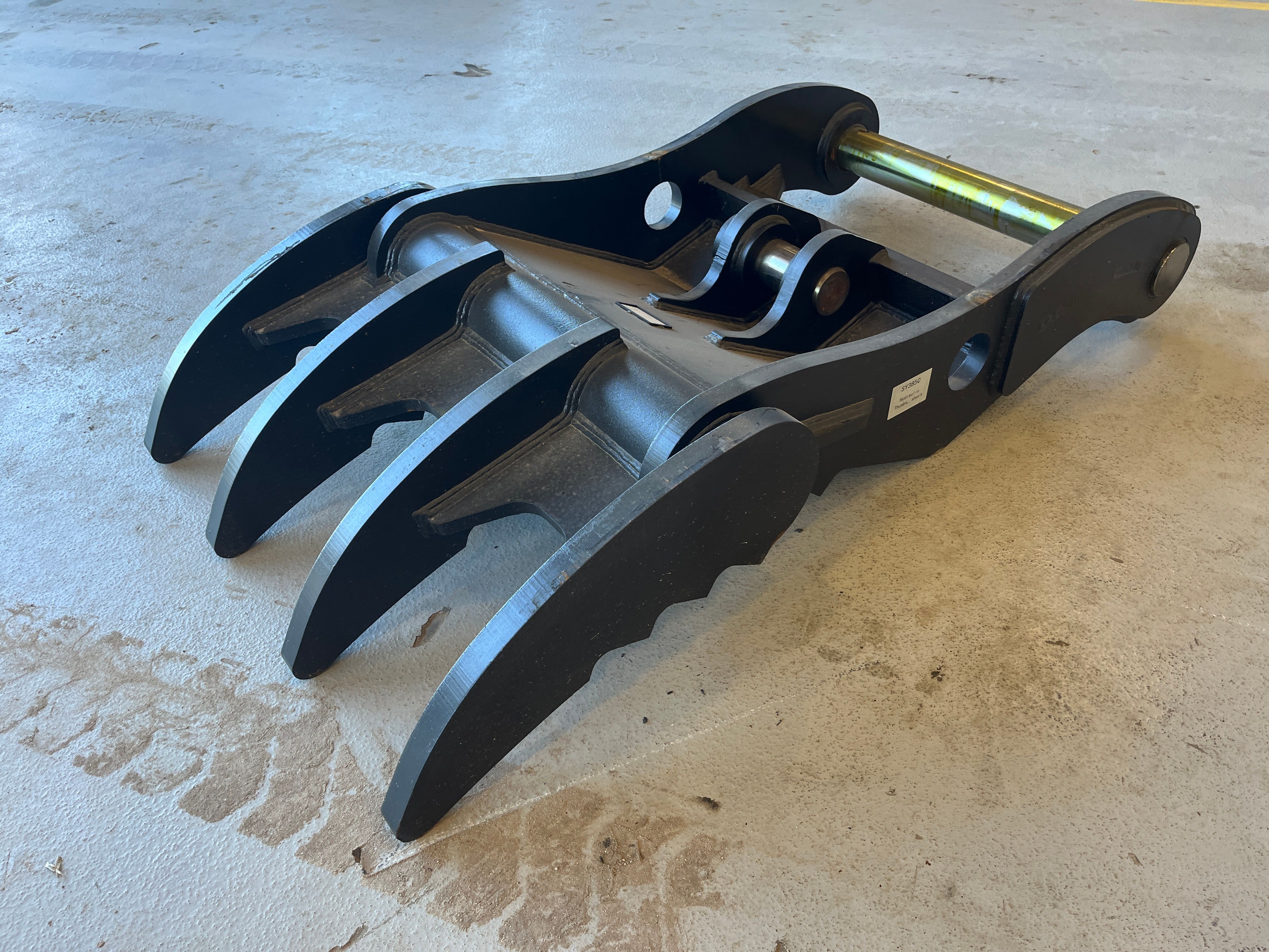 SHORT THUMB FOR SY385C (NO CPLR) Photo 1 Thumbnail