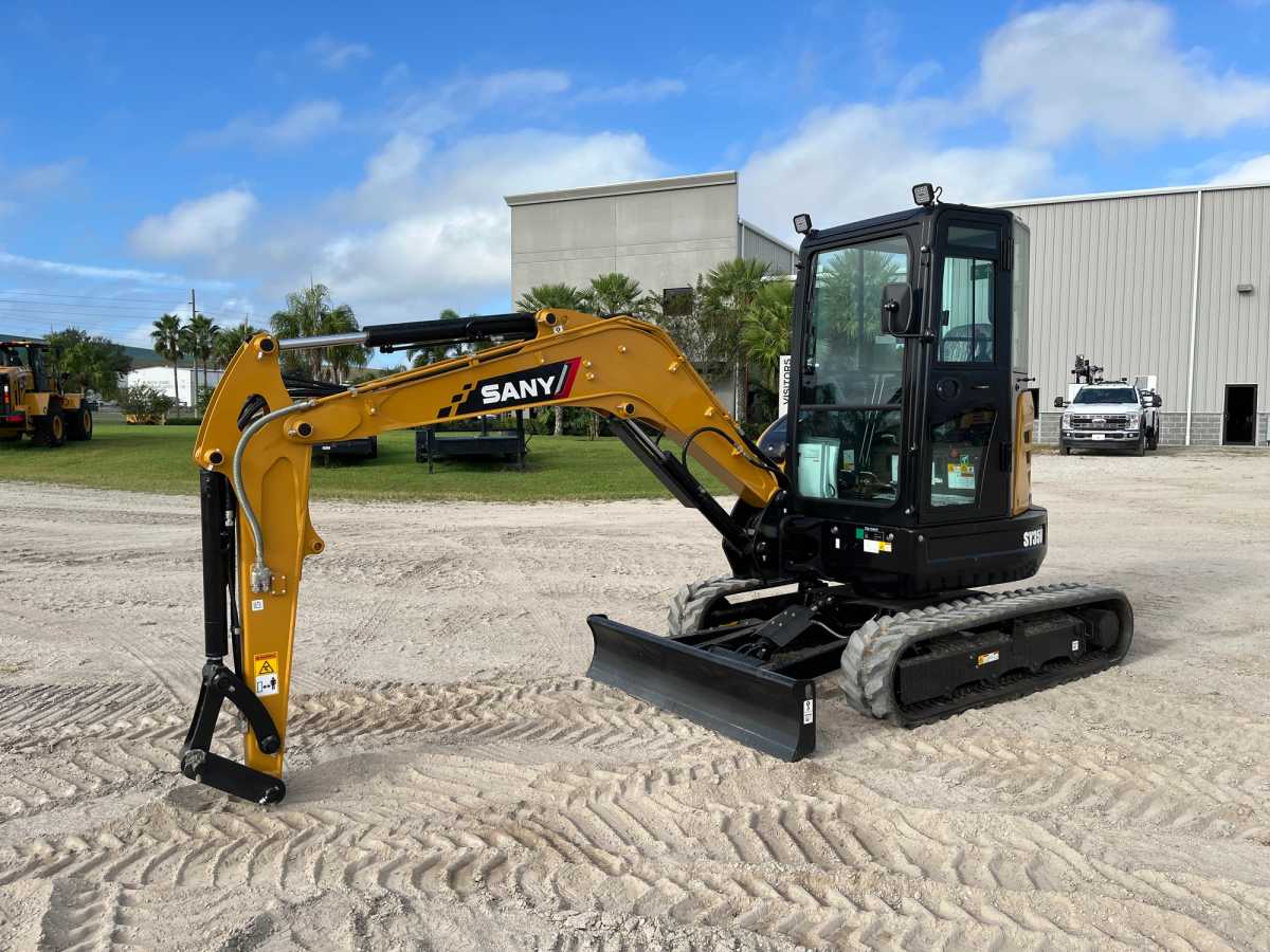 2025 SANY SANY SY35U EXCAVATOR (CABIN) W/ ANGLE BLADE Photo 1