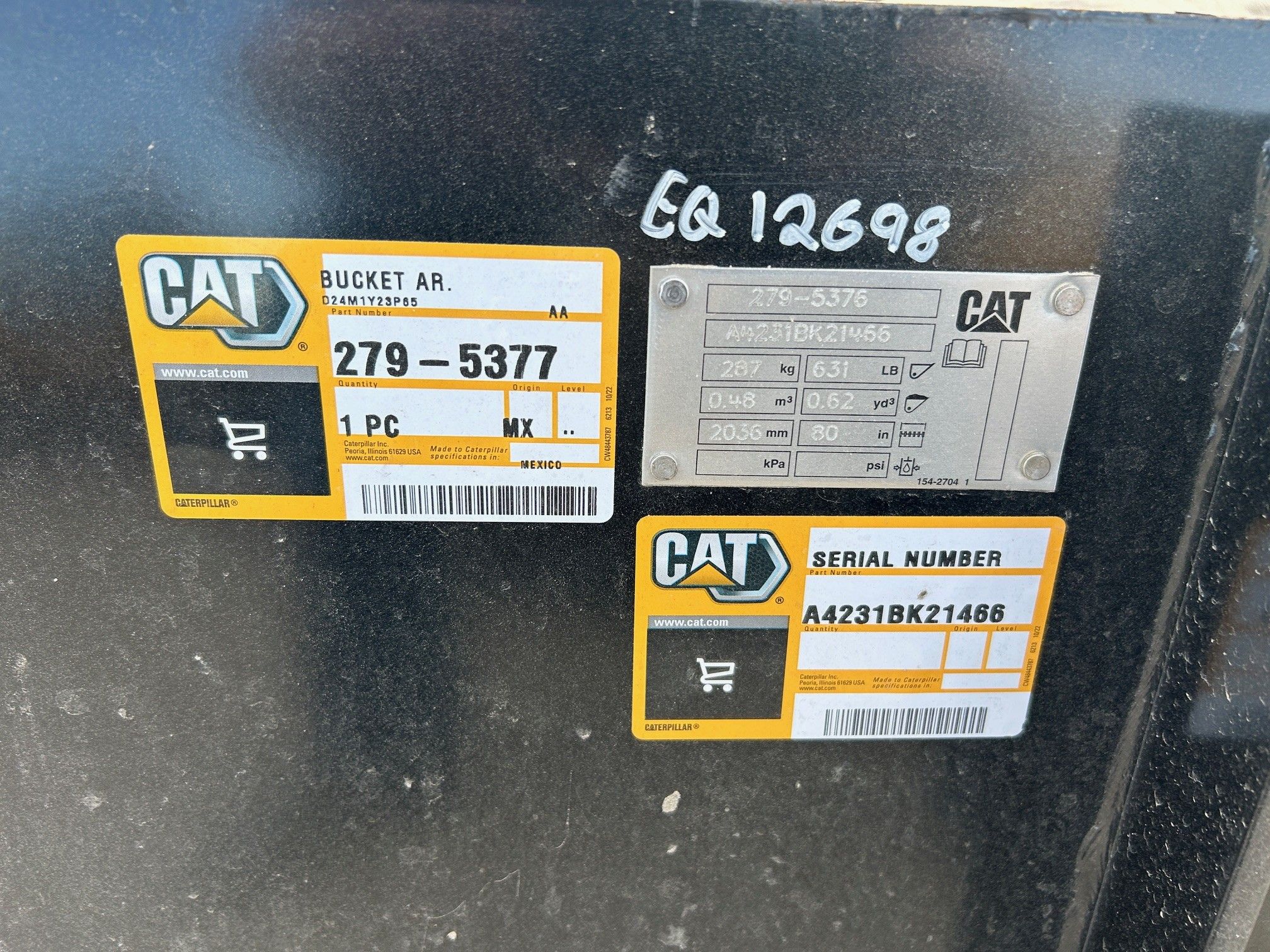 CAT 299D3 80" Skid Steer Bucket Photo 5 Thumbnail