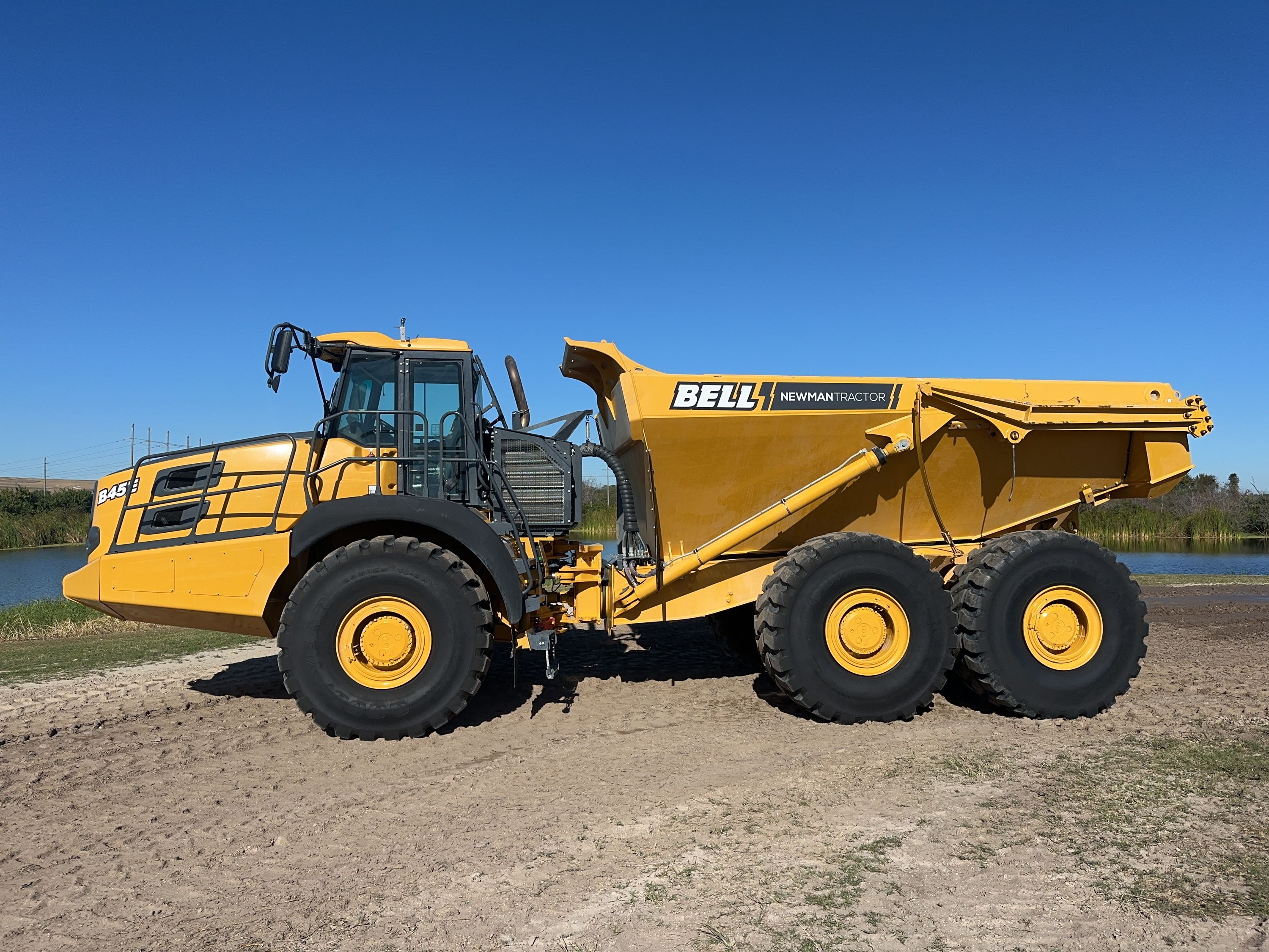 2025 BELL B45E Photo 6 Thumbnail