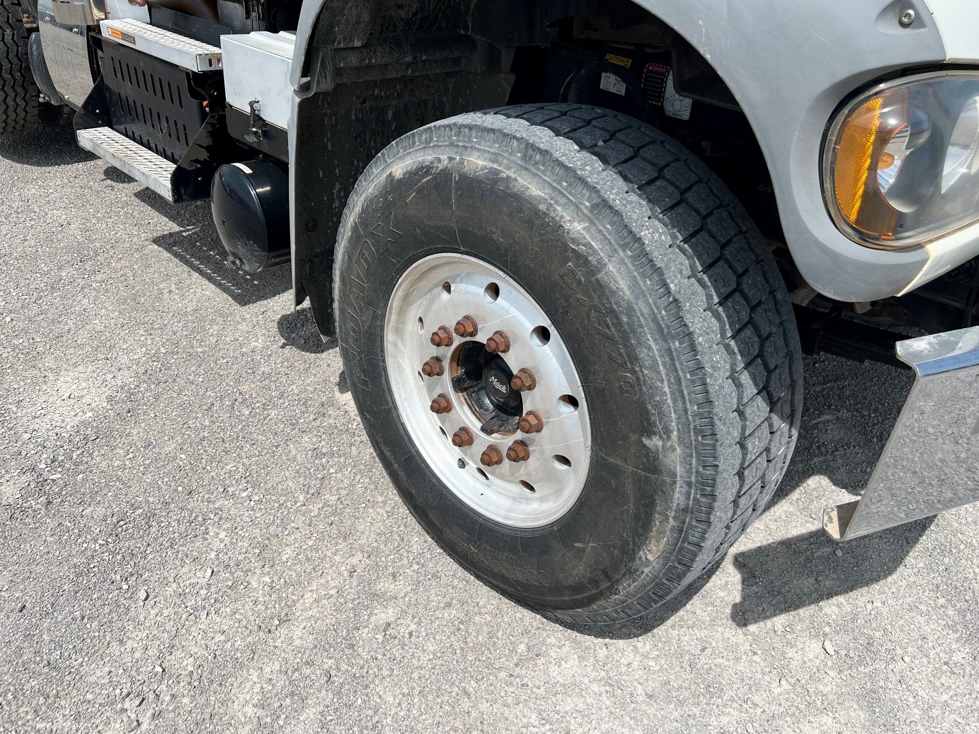 2015 MACK GU713 Photo 7 Thumbnail