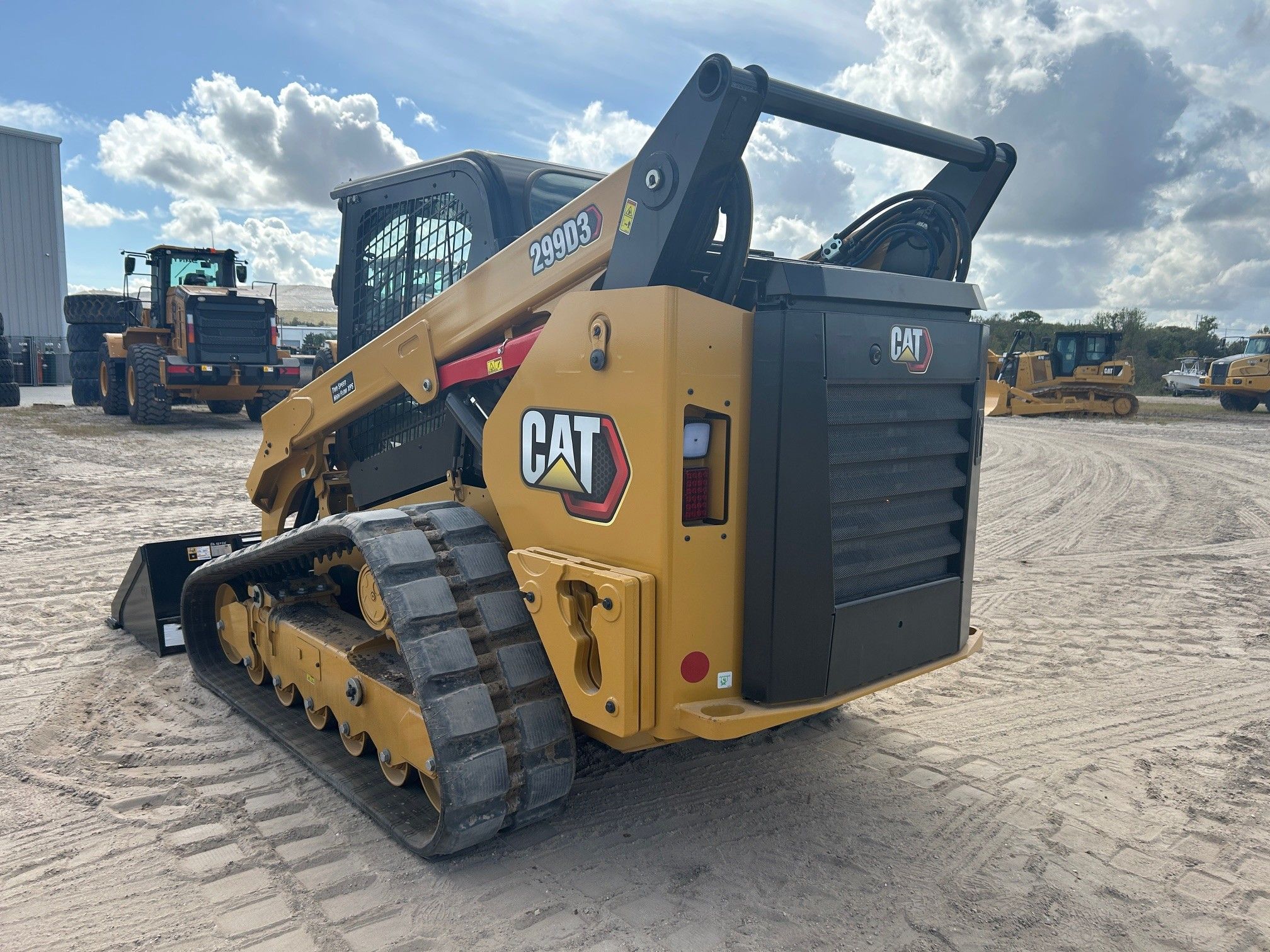 2024 CAT 299D3 Photo 3 Thumbnail