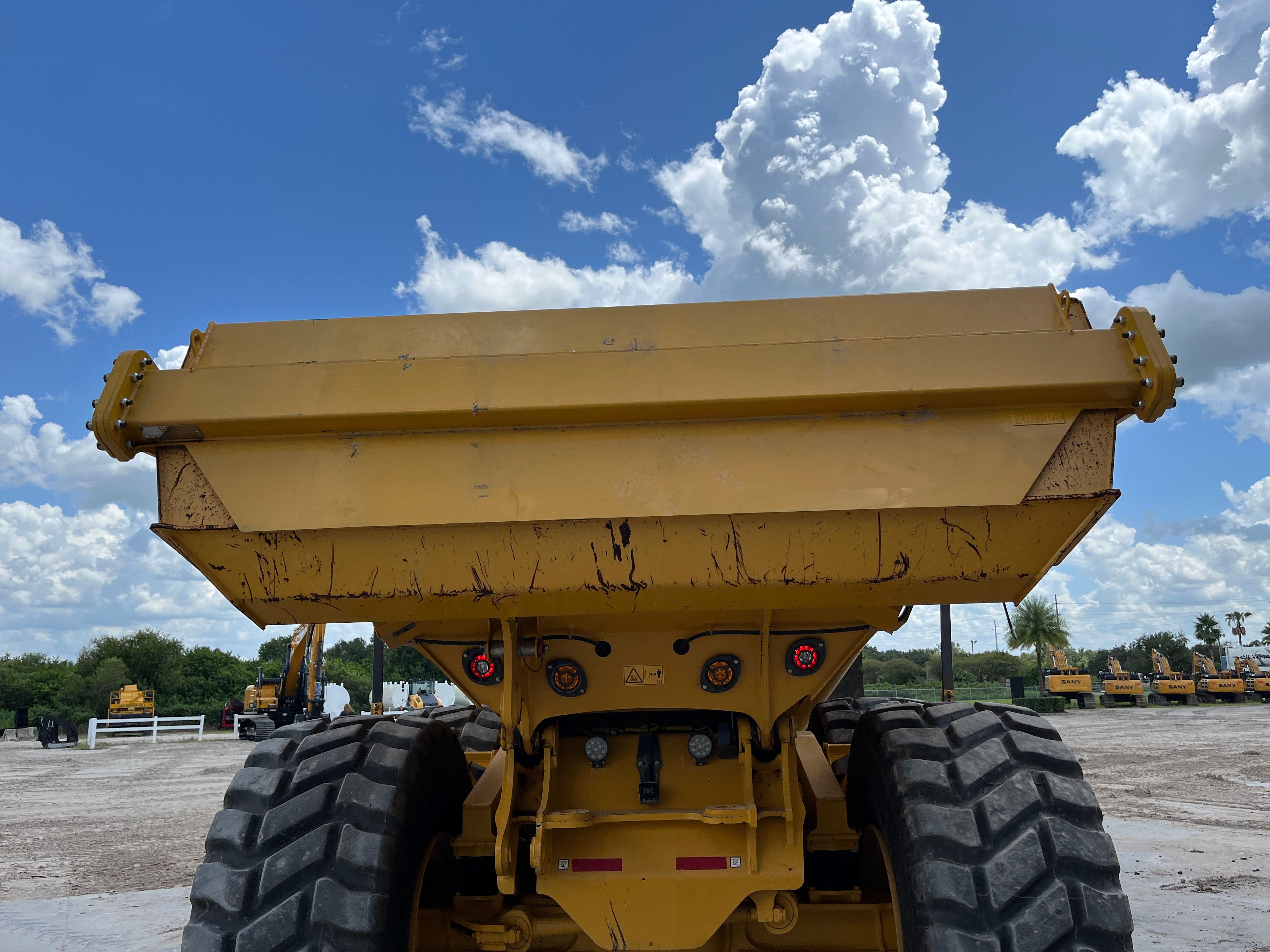 BELL B45E TAILGATE Photo 2 Thumbnail