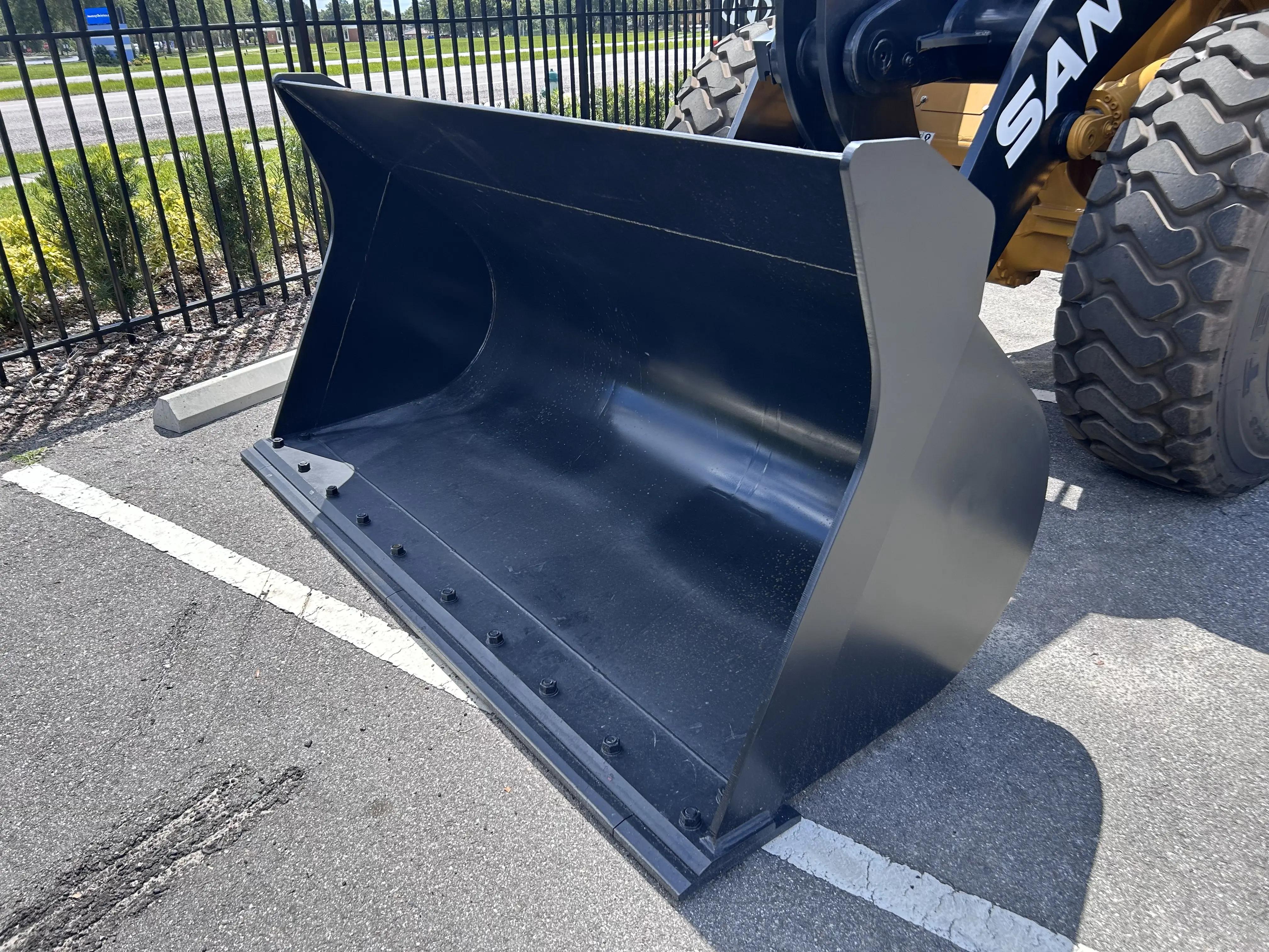 WHEEL LOADER BUCKET FOR SW305K Photo 1 Thumbnail