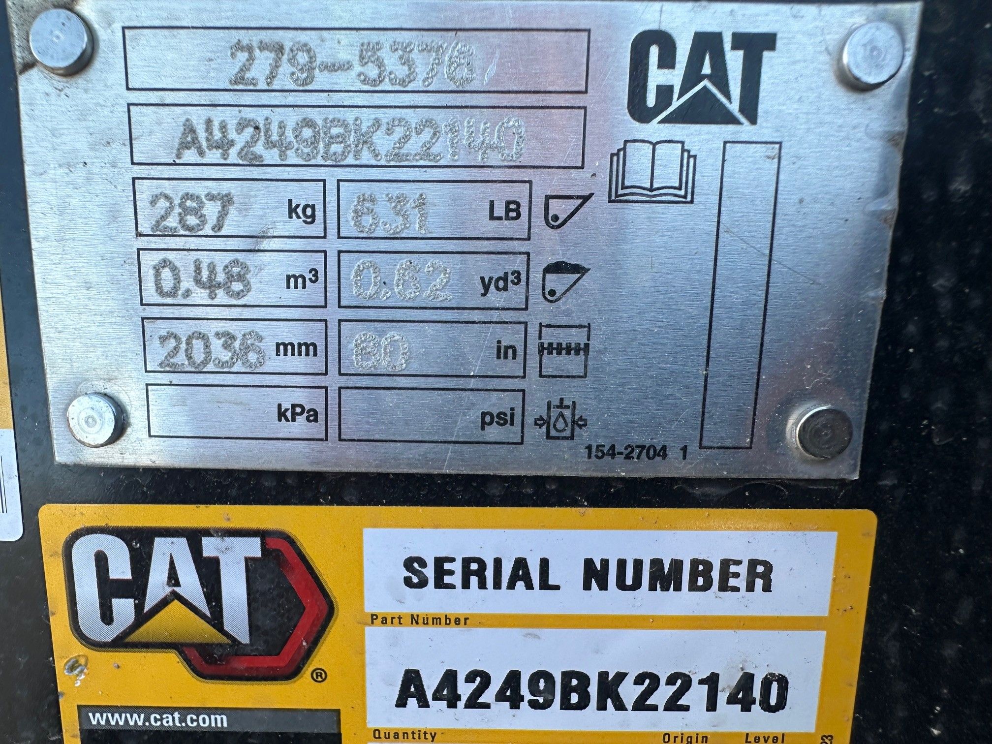 CAT 299D3 80" Skid Steer Bucket Photo 5 Thumbnail