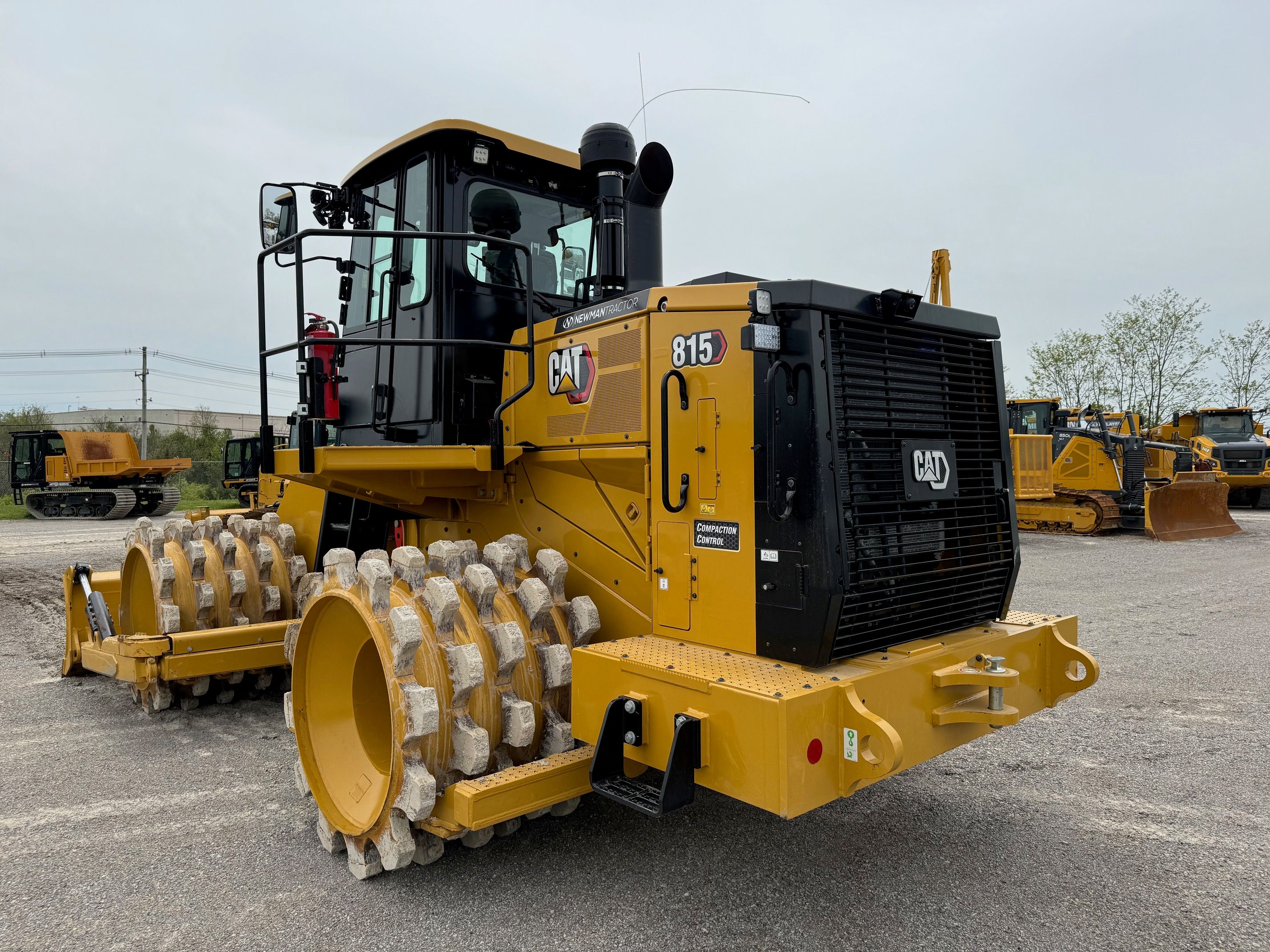 2023 CAT 815 Photo 2 Thumbnail