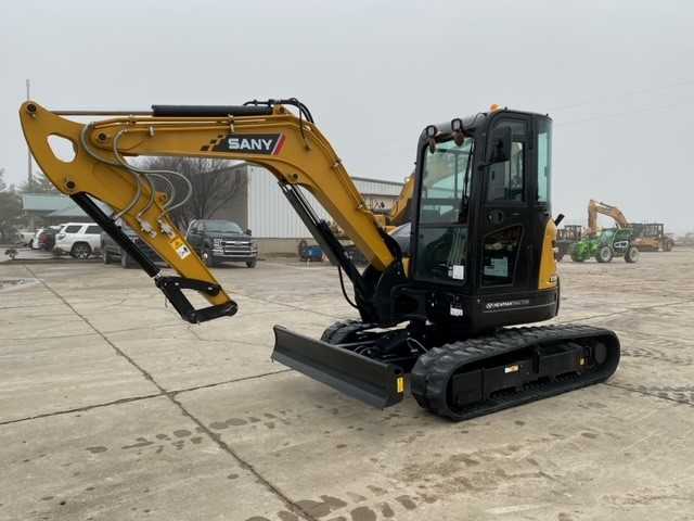 2023 SANY SY50U Photo 1