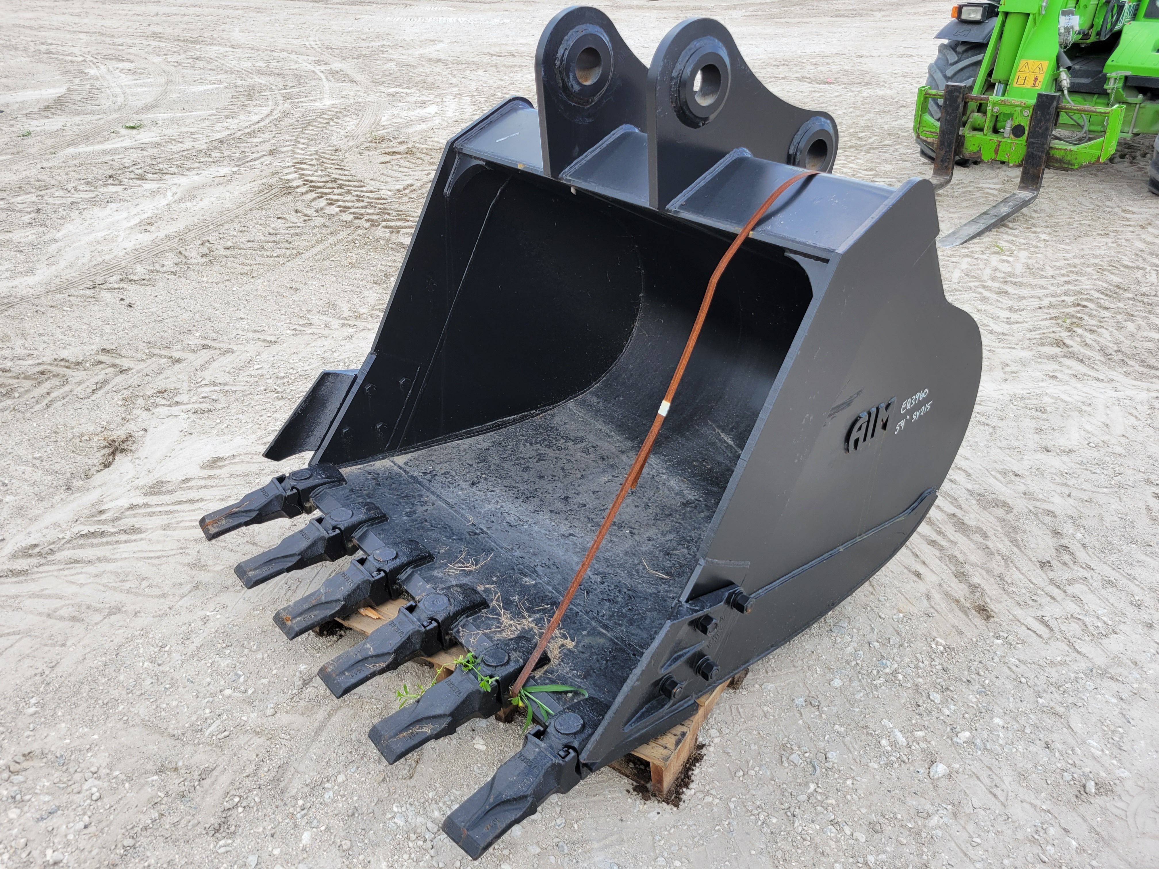 54" BUCKET FOR SY215C Photo 1 Thumbnail