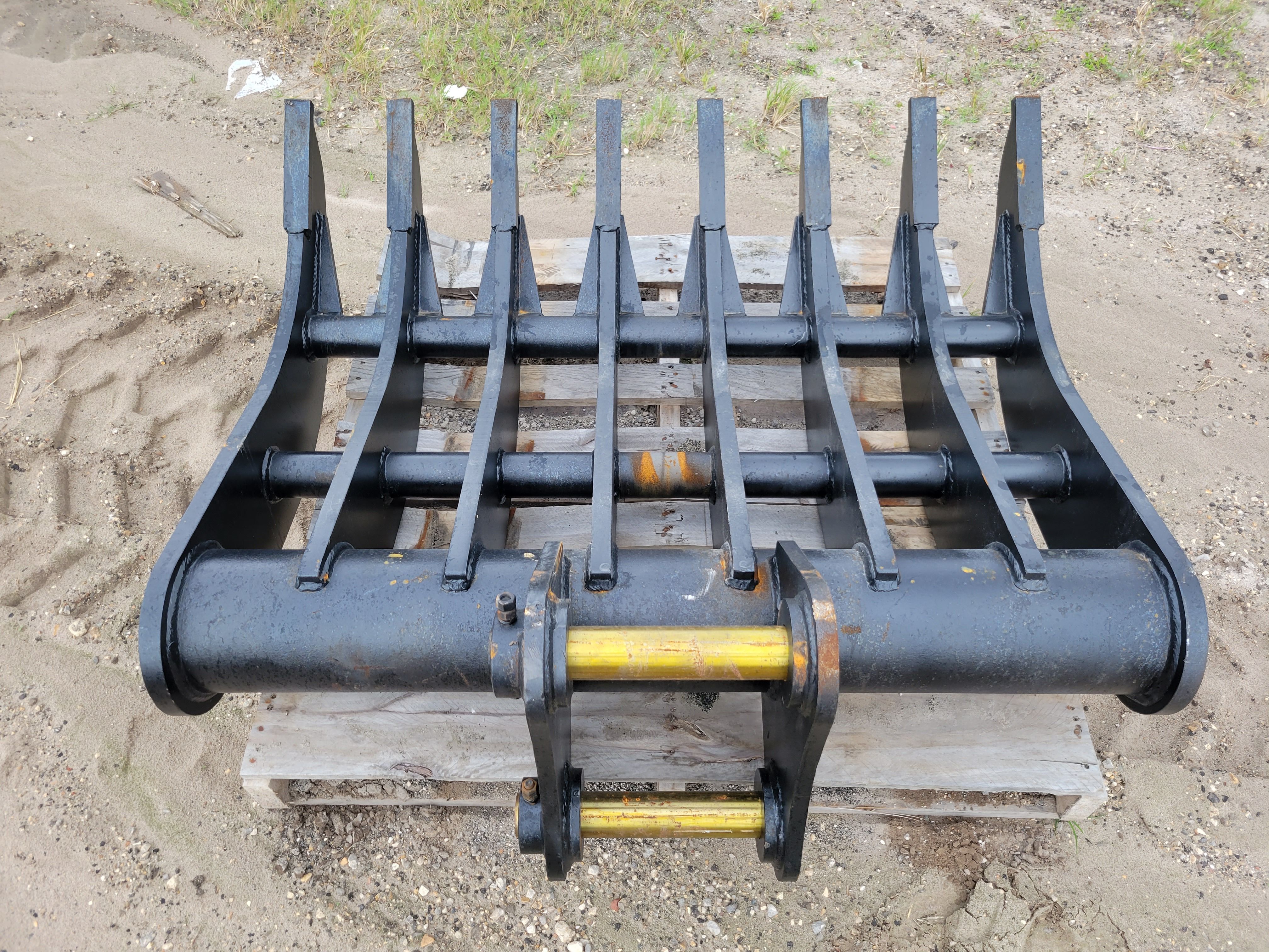 48" ROOT RAKE FOR SY95C Photo 3 Thumbnail