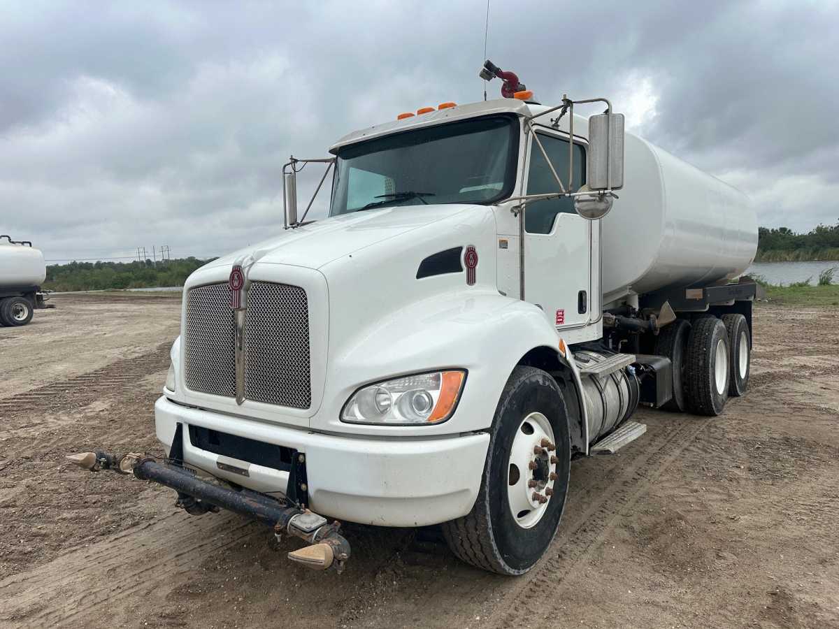 2019 KENWORTH T370 WATER Photo 1