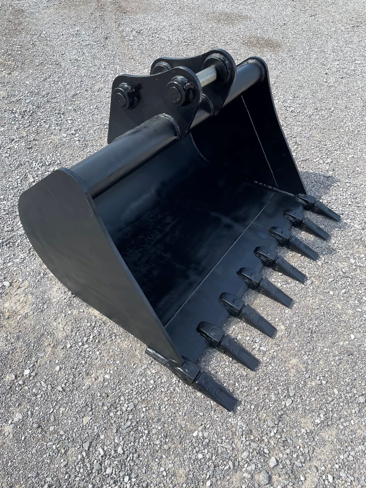 48" EXCAVATOR DIGGING BUCKET 50MM PIN Photo 2 Thumbnail