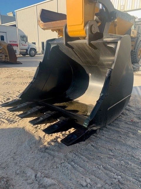 72" BUCKET FOR SY500H Photo 3 Thumbnail