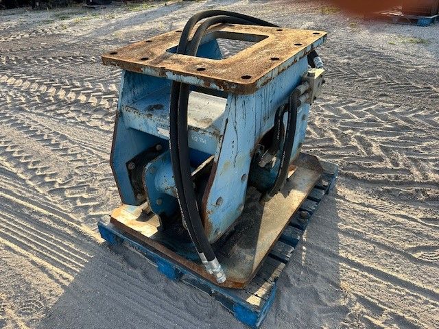 PLATE COMPACTOR FOR SANY 335 Photo 1 Thumbnail