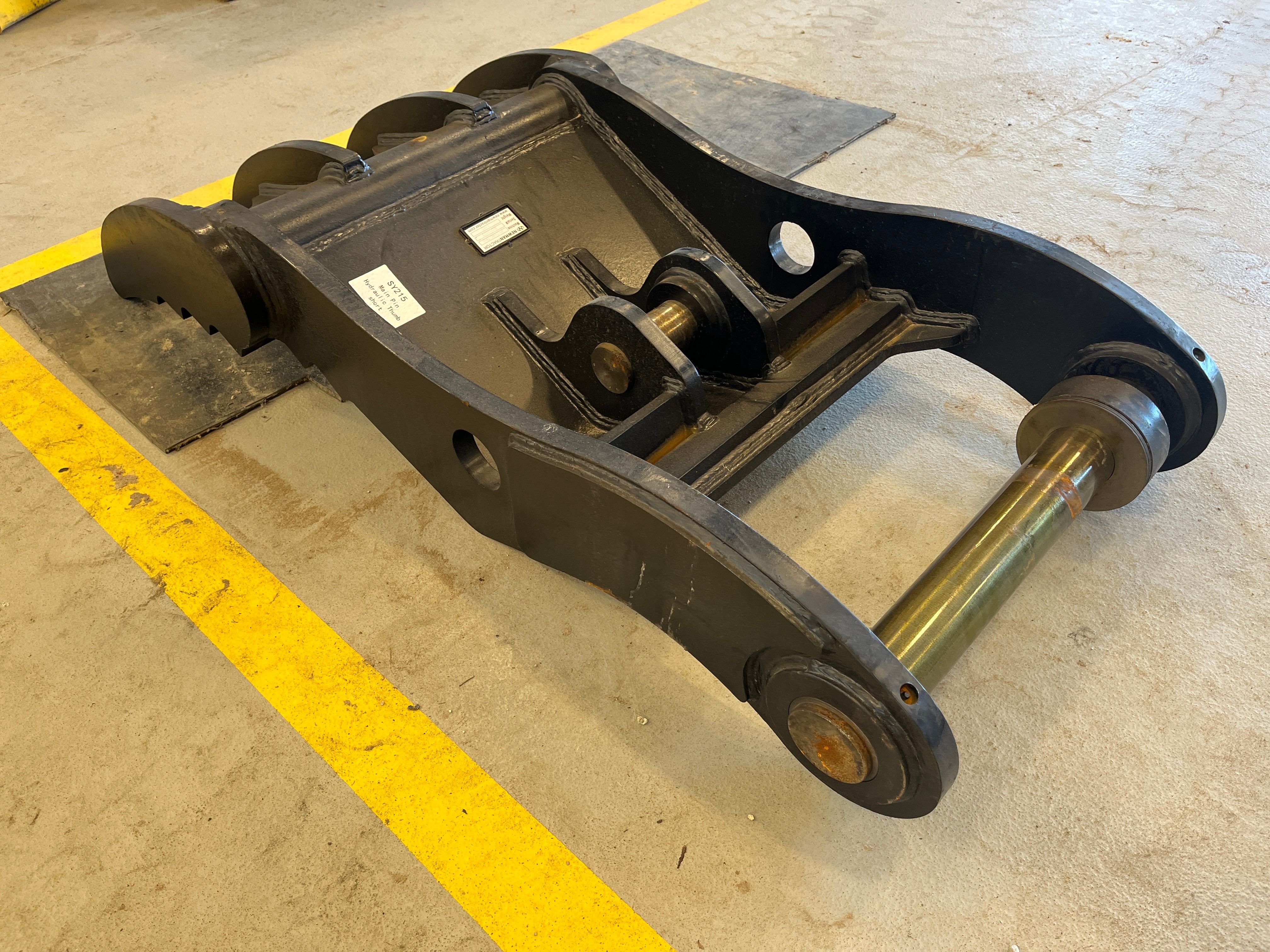 THS THUMB SHORT (NO QUICK COUPLER) FOR SY215C Photo 2 Thumbnail