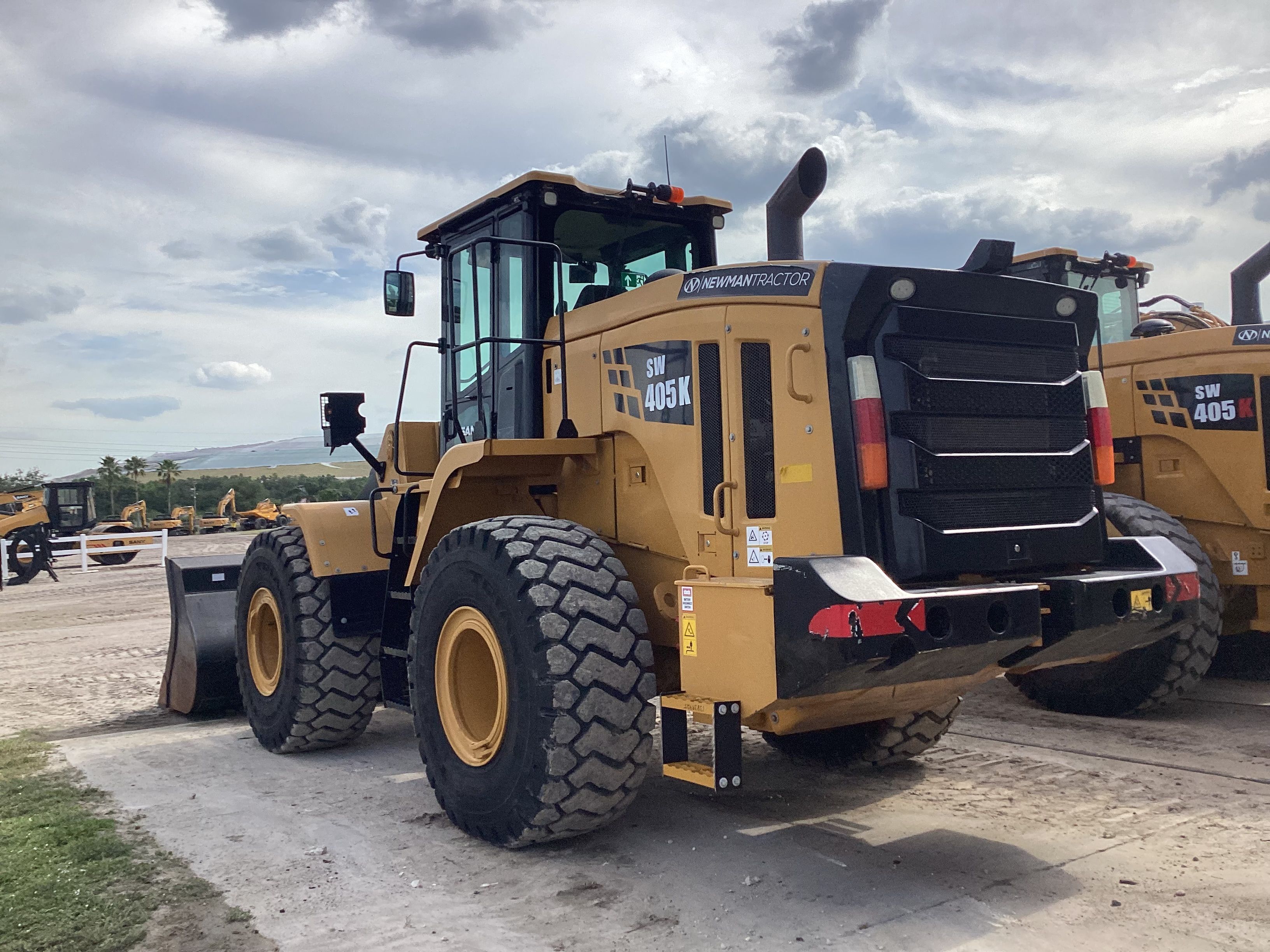 2023 SANY SW405K Photo 3 Thumbnail