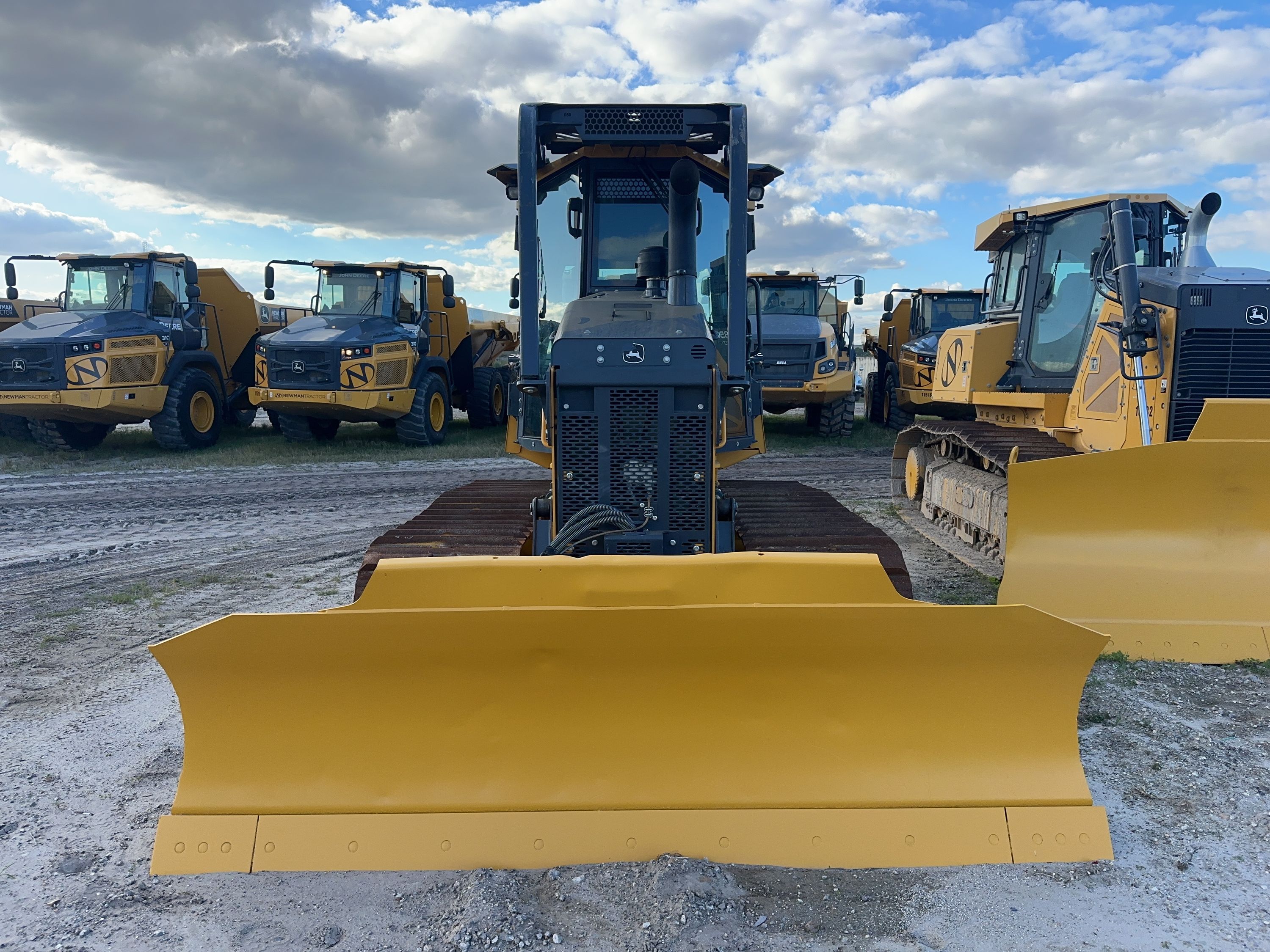 2023 JOHN DEERE 650 P-TIER Photo 8 Thumbnail