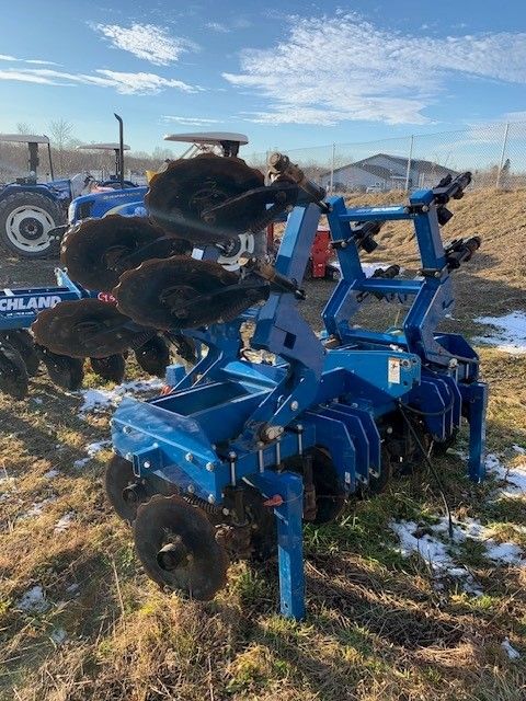 2022 BURCHLAND 12' STRAW CRIMPER Photo 3 Thumbnail