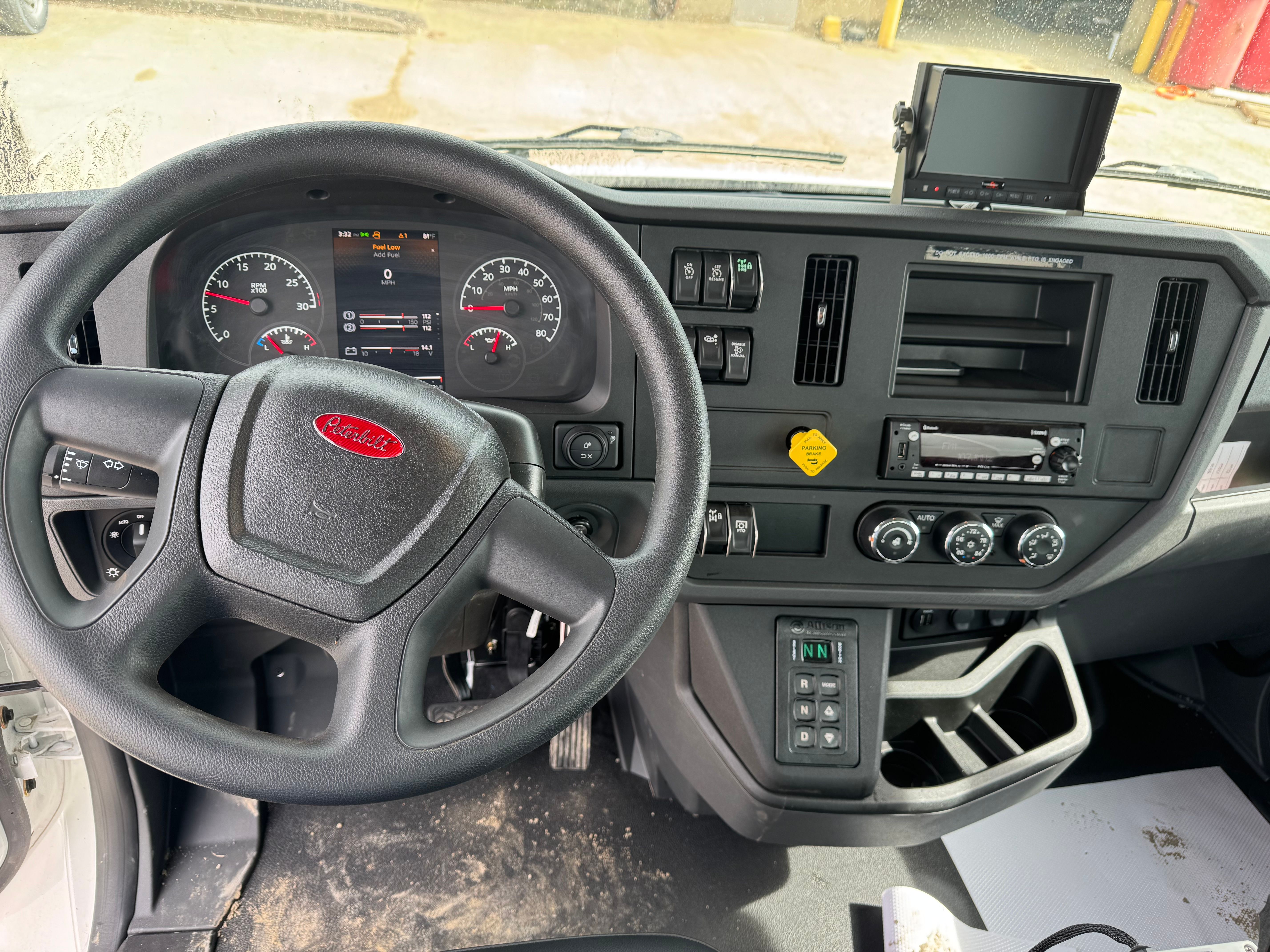 2025 PETERBILT 548 WATER Photo 2 Thumbnail